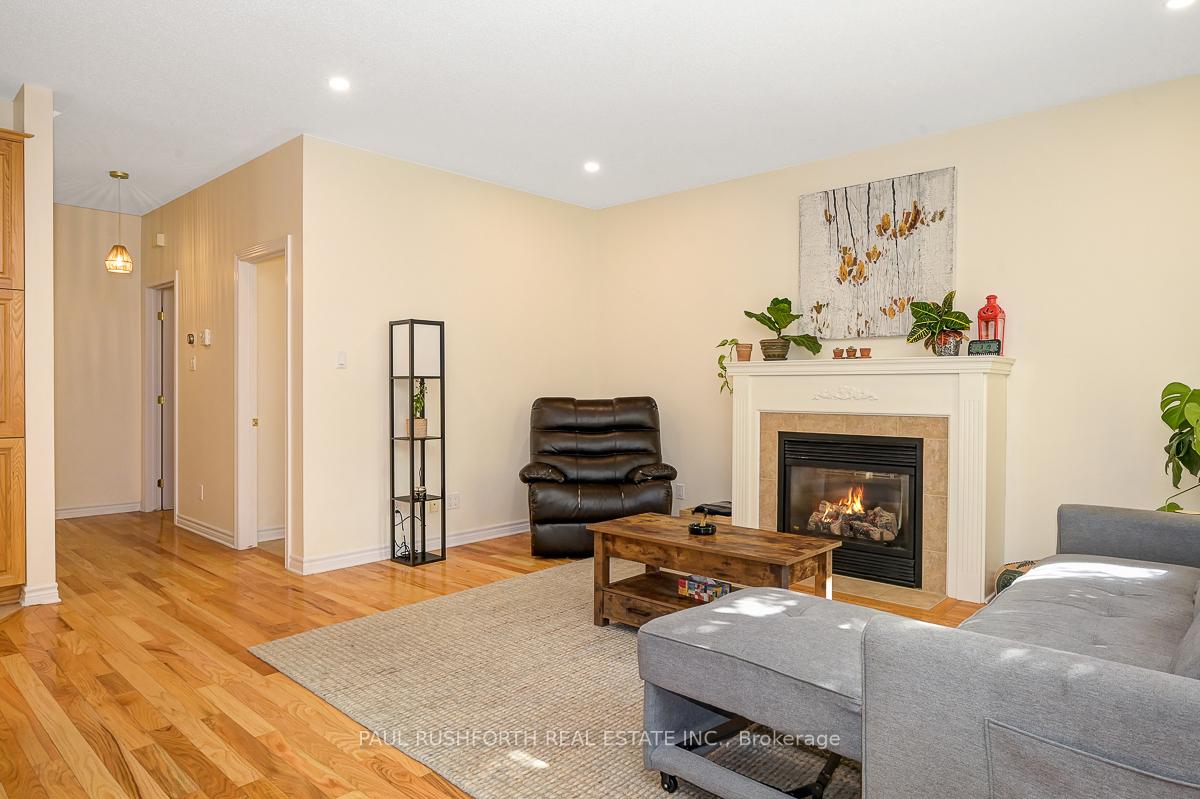 Photo 11 of 843 Long Point Circle, Ottawa, Blossom Park/Kemp Park/Findlay Creek — HOMEH