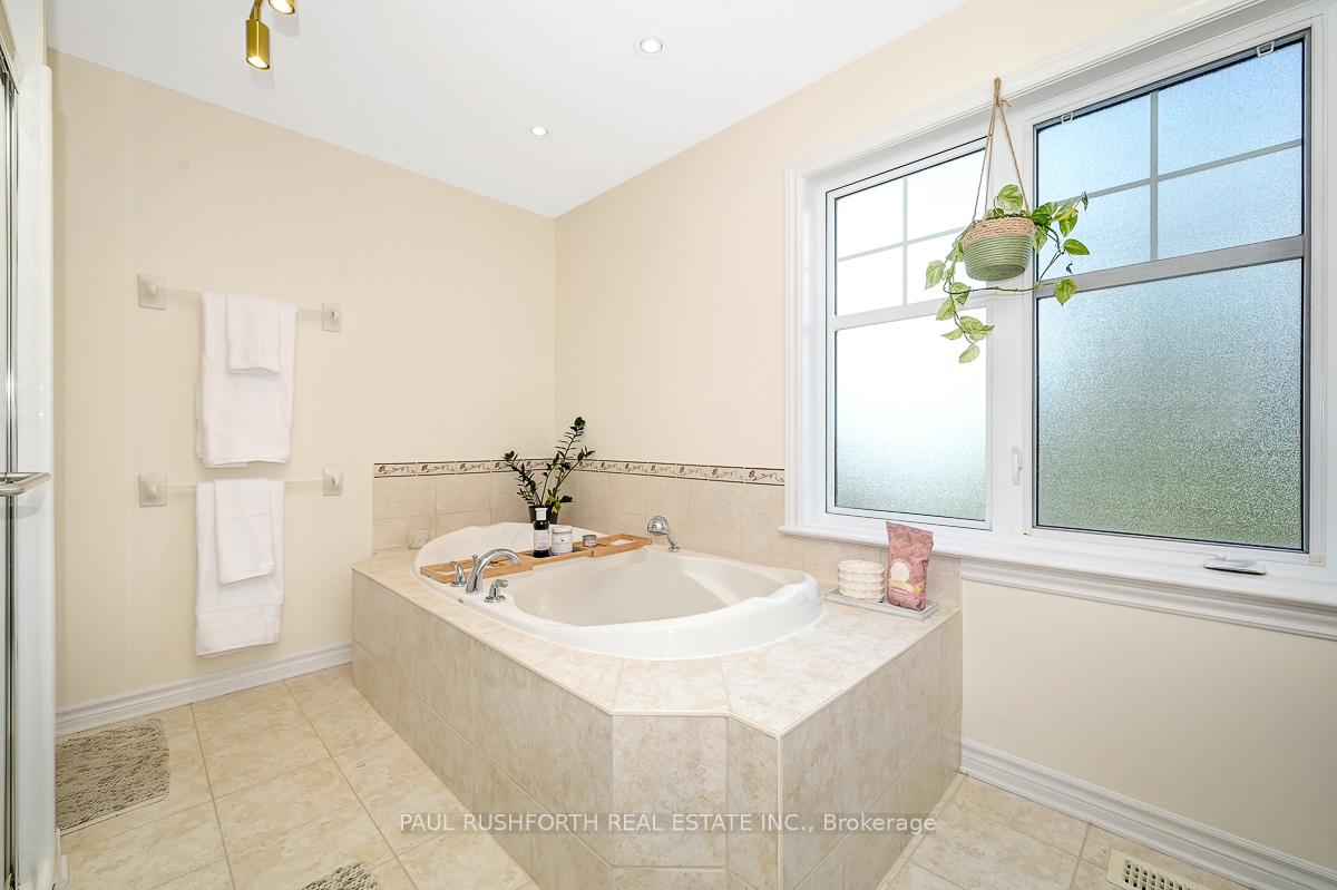 Photo 20 of 843 Long Point Circle, Ottawa, Blossom Park/Kemp Park/Findlay Creek — HOMEH