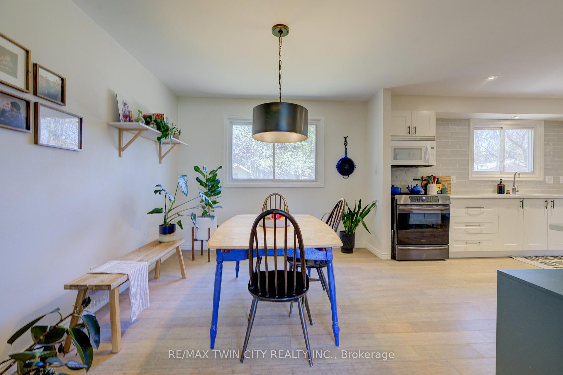 Photo 8 of 282 Braemore Avenue, Waterloo — HOMEH