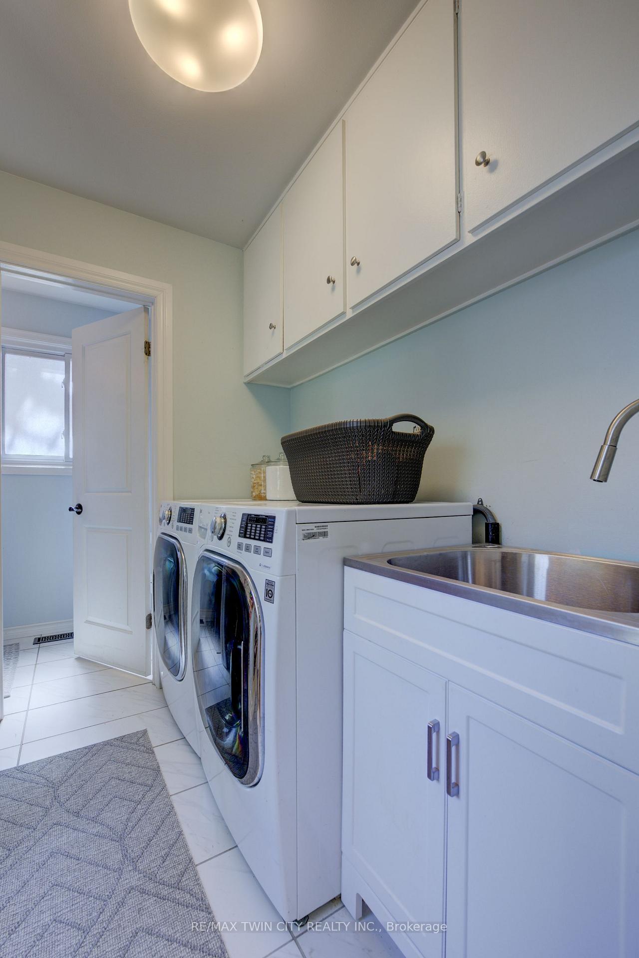 Photo 15 of 282 Braemore Avenue, Waterloo — HOMEH