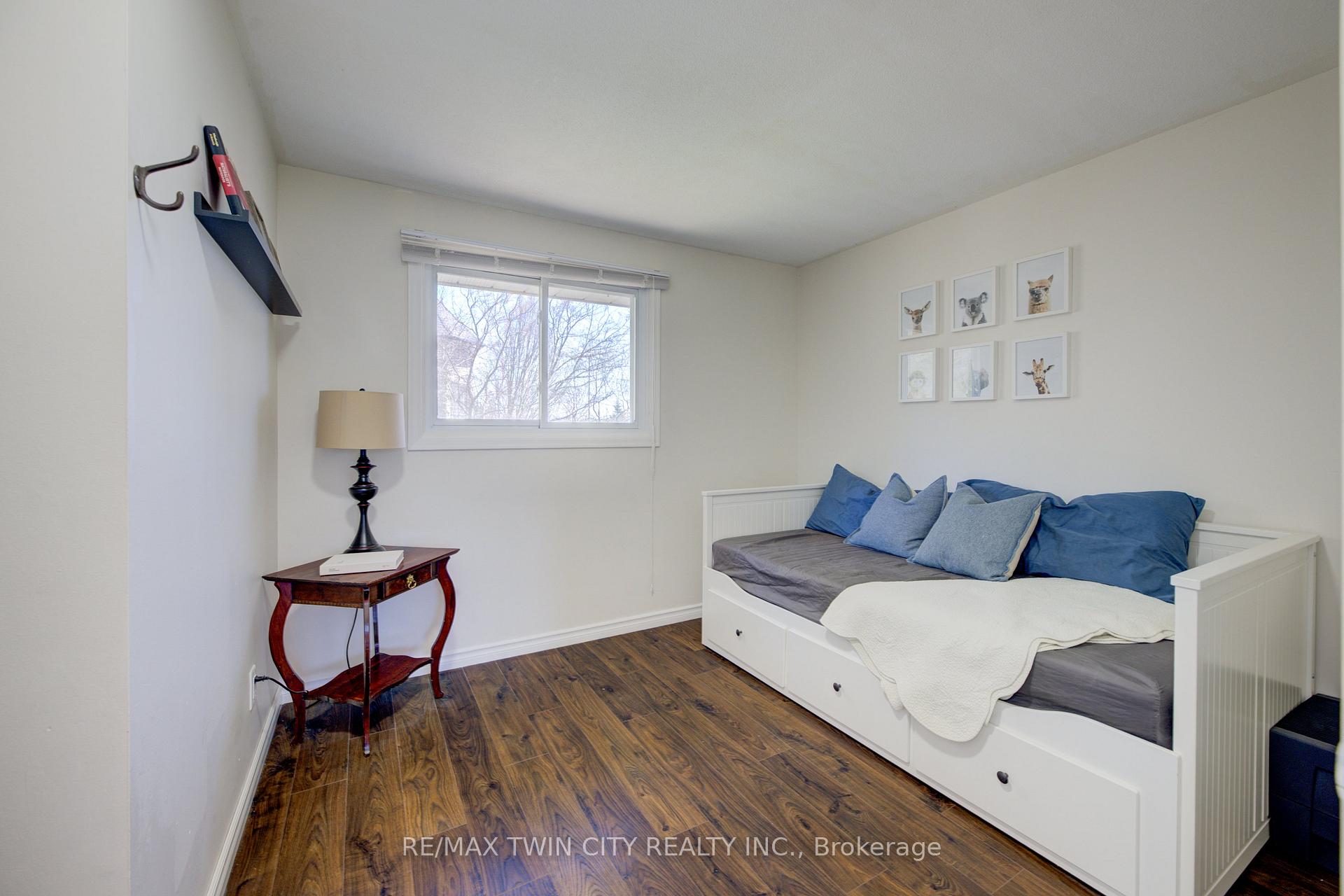 Photo 19 of 282 Braemore Avenue, Waterloo — HOMEH