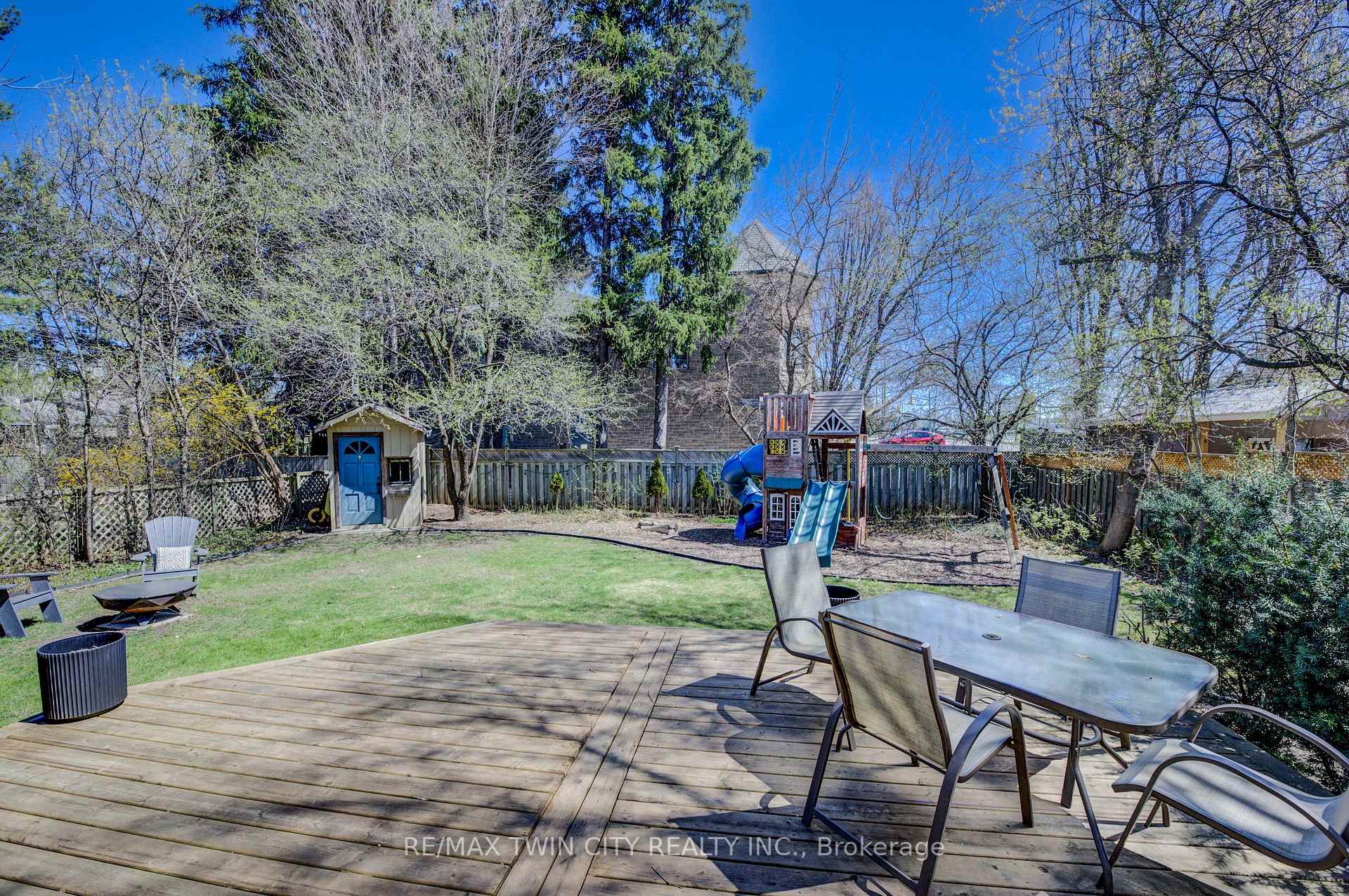 Photo 40 of 282 Braemore Avenue, Waterloo — HOMEH