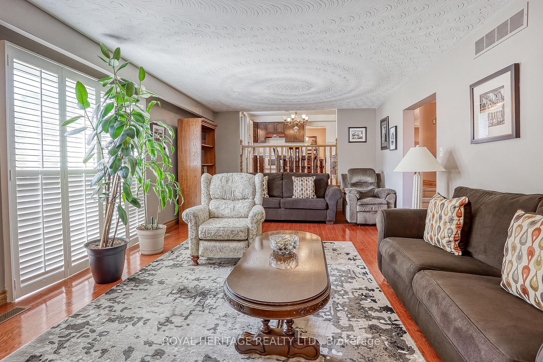 Photo 10 of 46 Garrard Road, Whitby, Blue Grass Meadows — HOMEH
