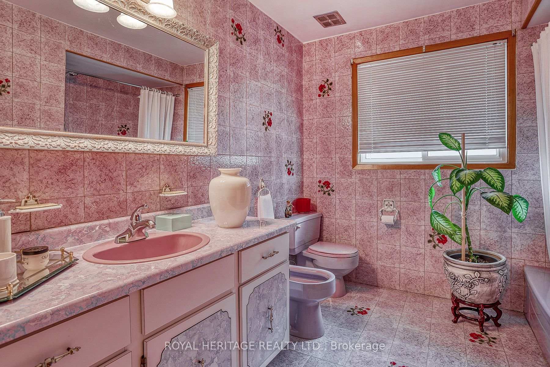 Photo 34 of 46 Garrard Road, Whitby, Blue Grass Meadows — HOMEH