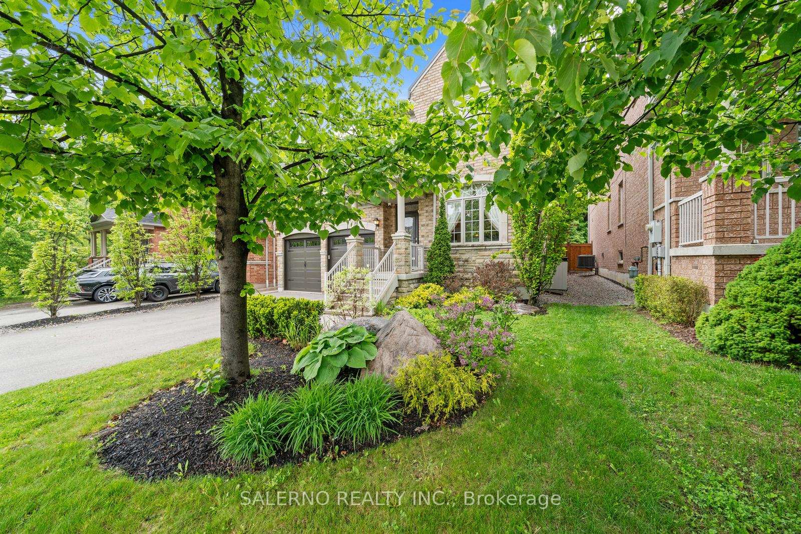 Photo 5 of 222 Via Campanile, Vaughan, Vellore Village — HOMEH