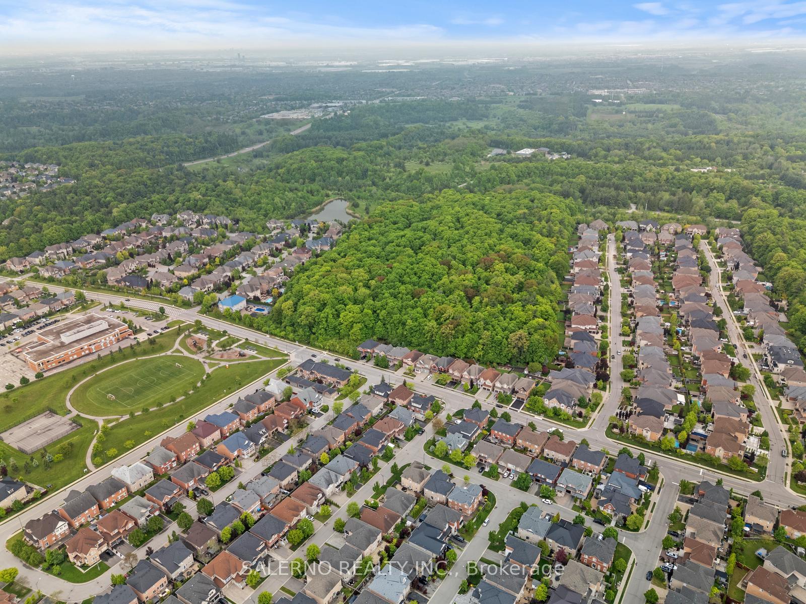 Photo 48 of 222 Via Campanile, Vaughan, Vellore Village — HOMEH