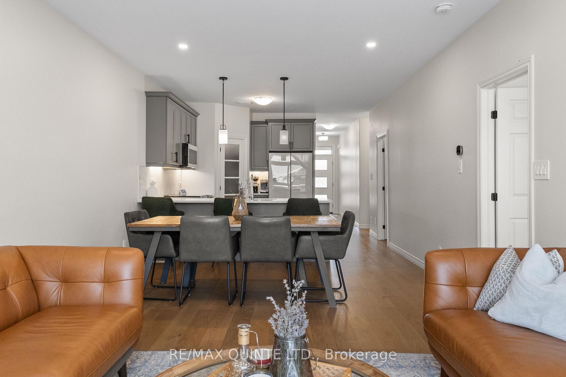 Photo 36 of 54 Athabaska Drive, Belleville, Thurlow Ward — HOMEH