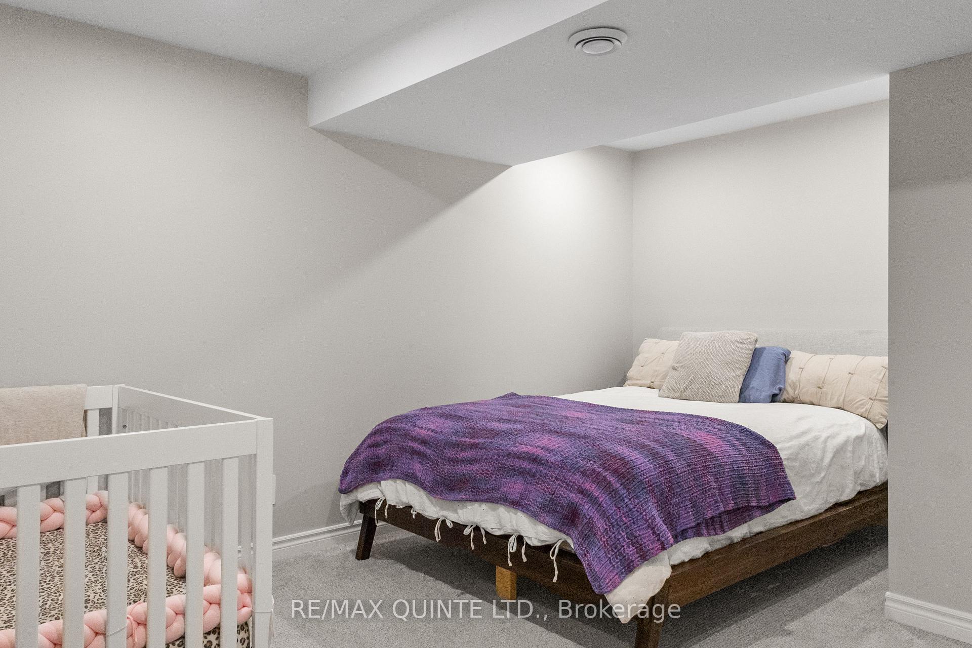 Photo 42 of 54 Athabaska Drive, Belleville, Thurlow Ward — HOMEH