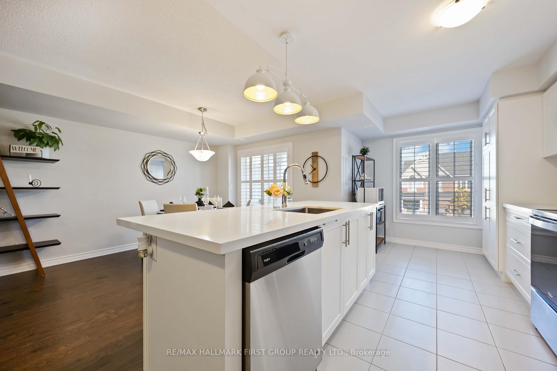 Photo 18 of 81 Sutcliffe Drive, Whitby, Rolling Acres — HOMEH