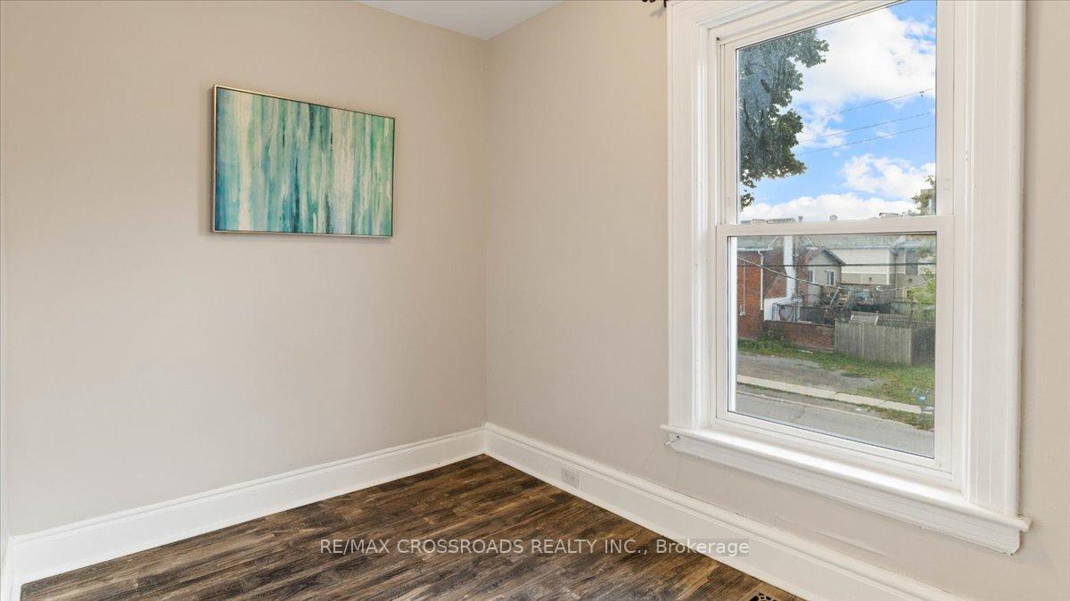 Photo 19 of 24 Catharine Street, Belleville, Belleville Ward — HOMEH