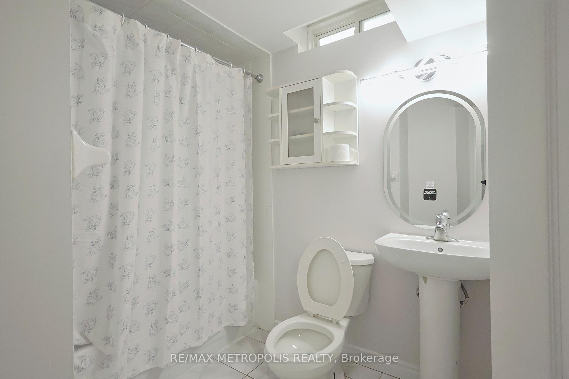 Photo 8 of Unit BSMT, 104 Sail Crescent, Vaughan, Vellore Village — HOMEH