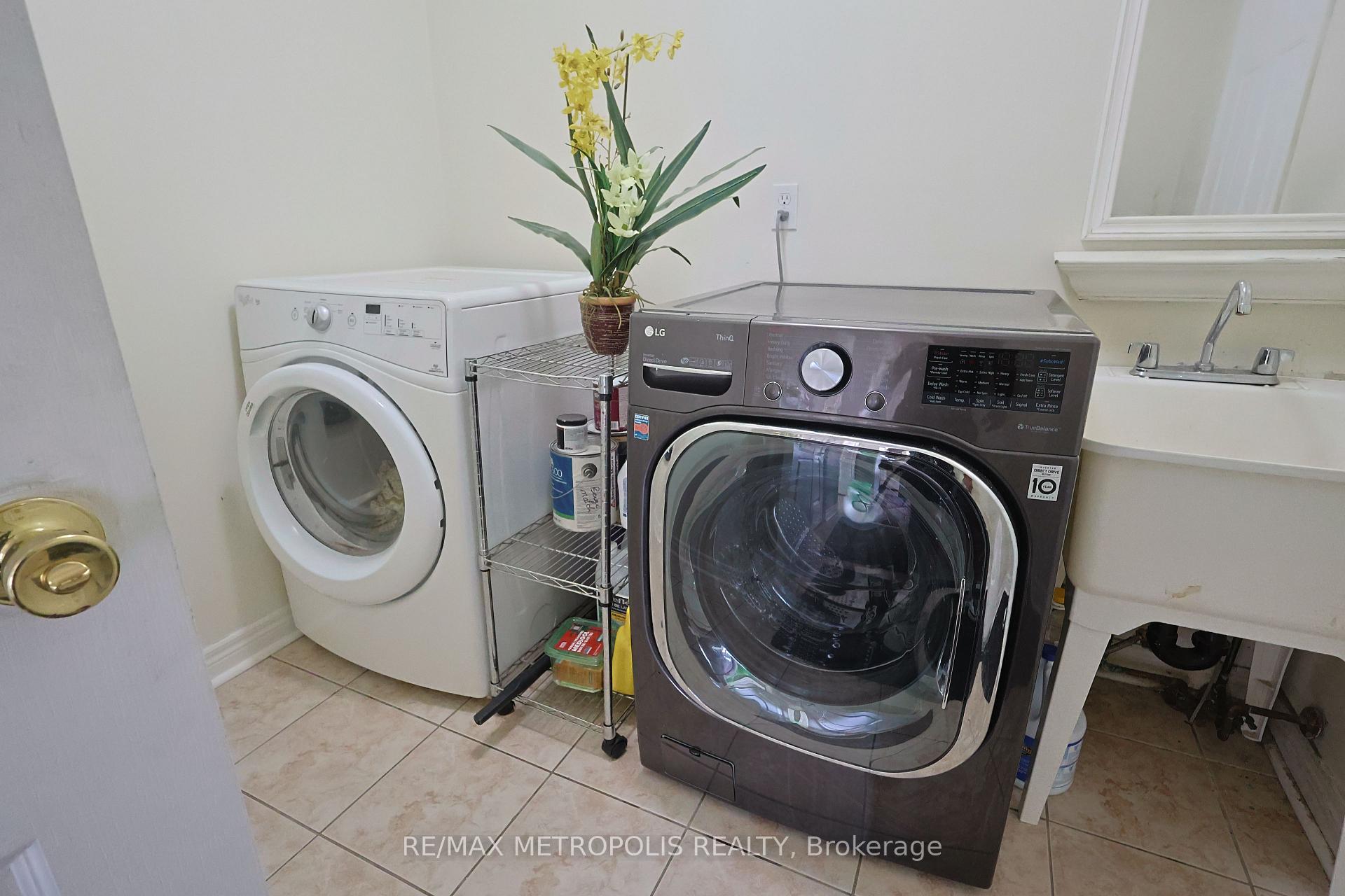 Photo 11 of Unit BSMT, 104 Sail Crescent, Vaughan, Vellore Village — HOMEH