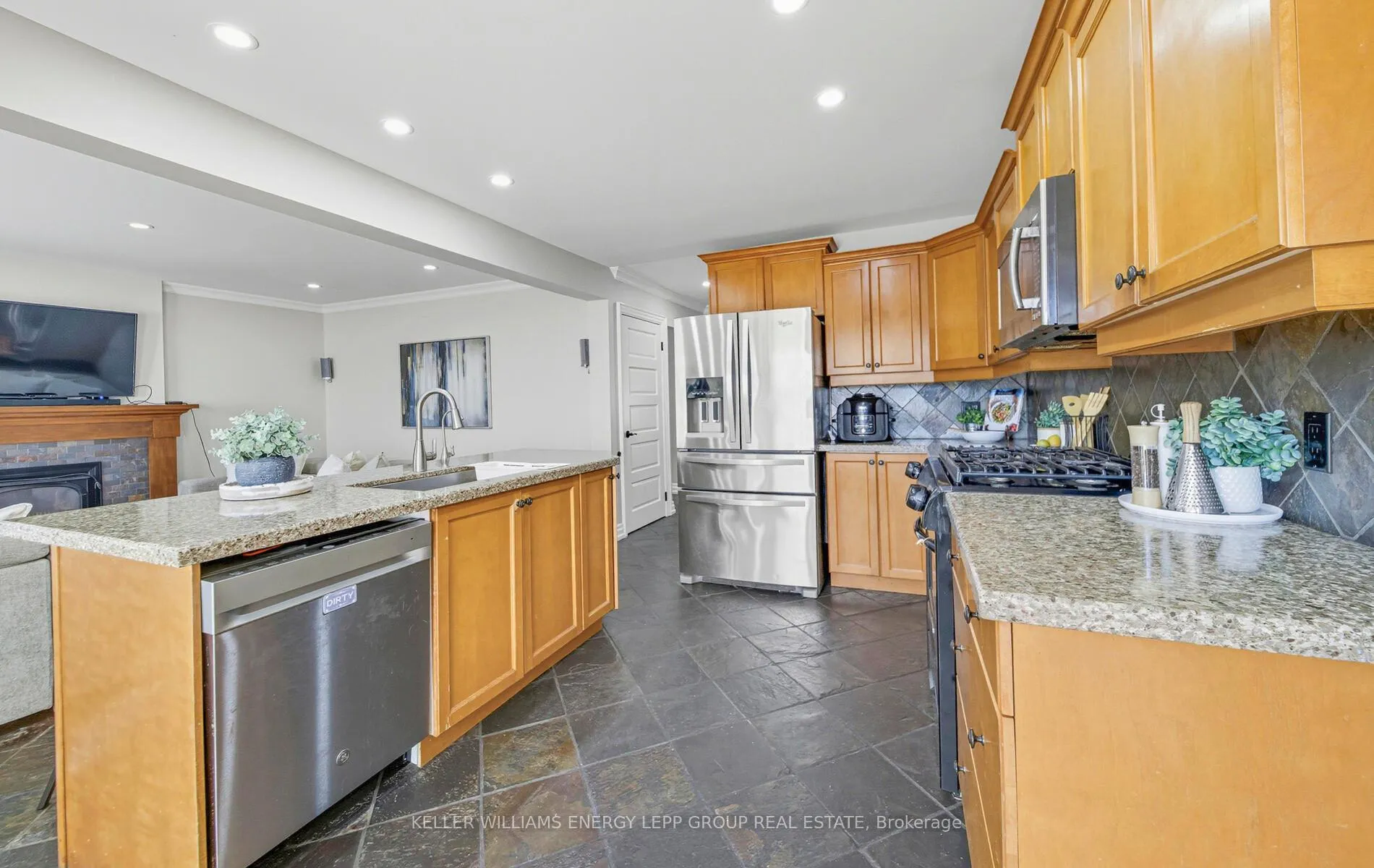 Photo 10 of 75 Sawdon Drive, Whitby, Blue Grass Meadows — HOMEH