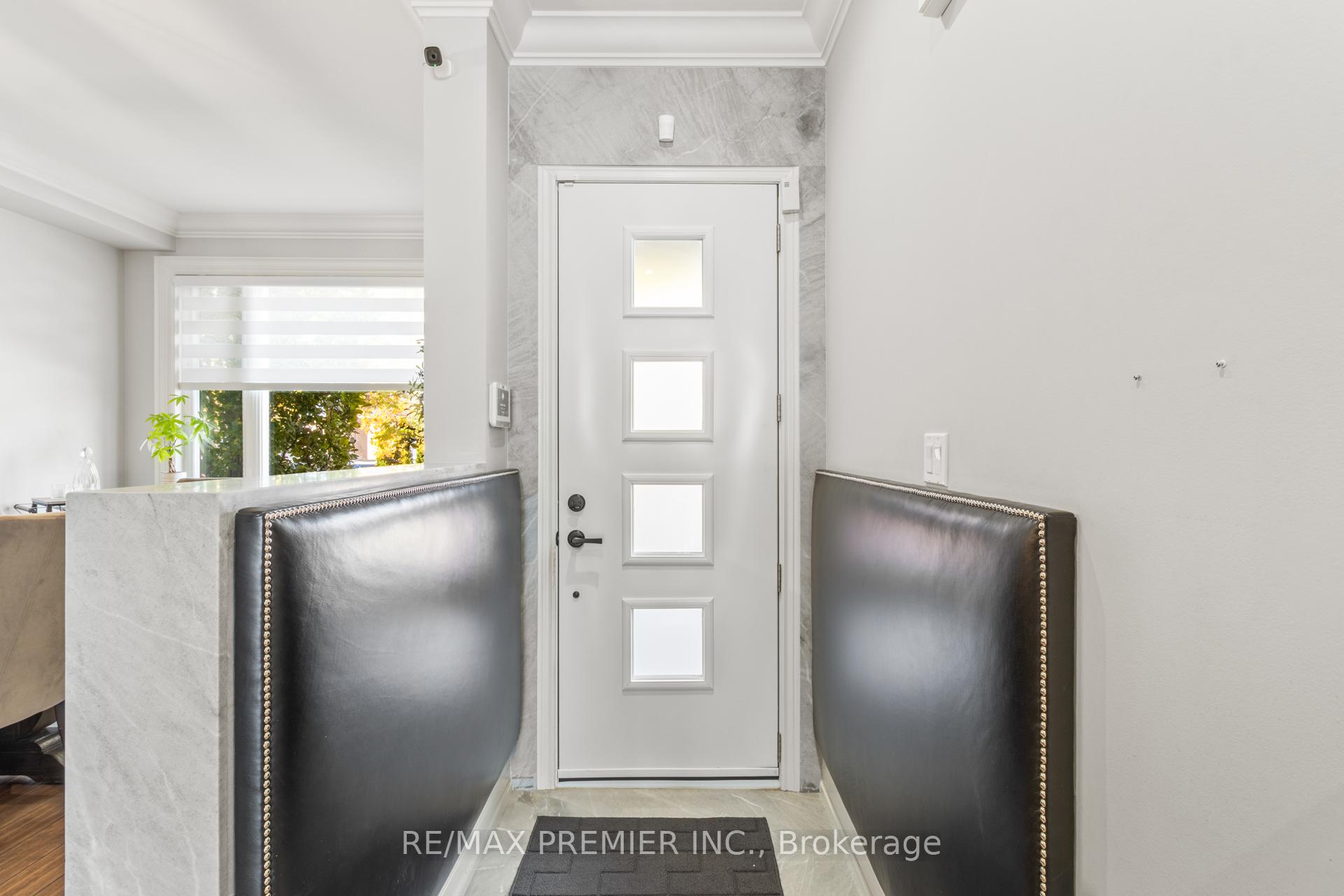 Photo 4 of 17 Angelico Avenue, Vaughan, Vellore Village — HOMEH