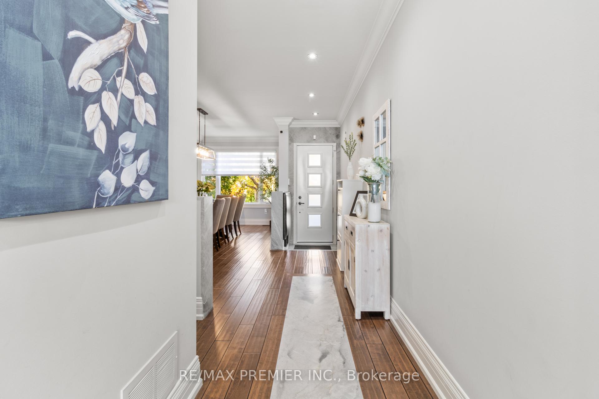 Photo 5 of 17 Angelico Avenue, Vaughan, Vellore Village — HOMEH
