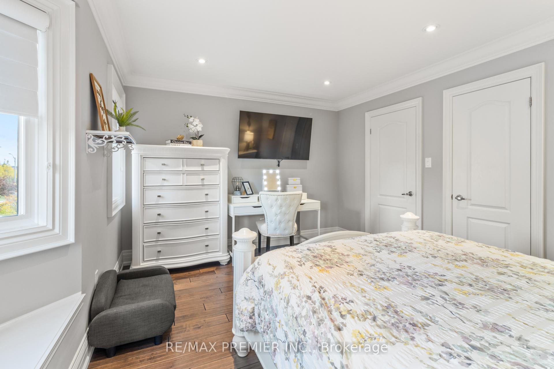 Photo 30 of 17 Angelico Avenue, Vaughan, Vellore Village — HOMEH