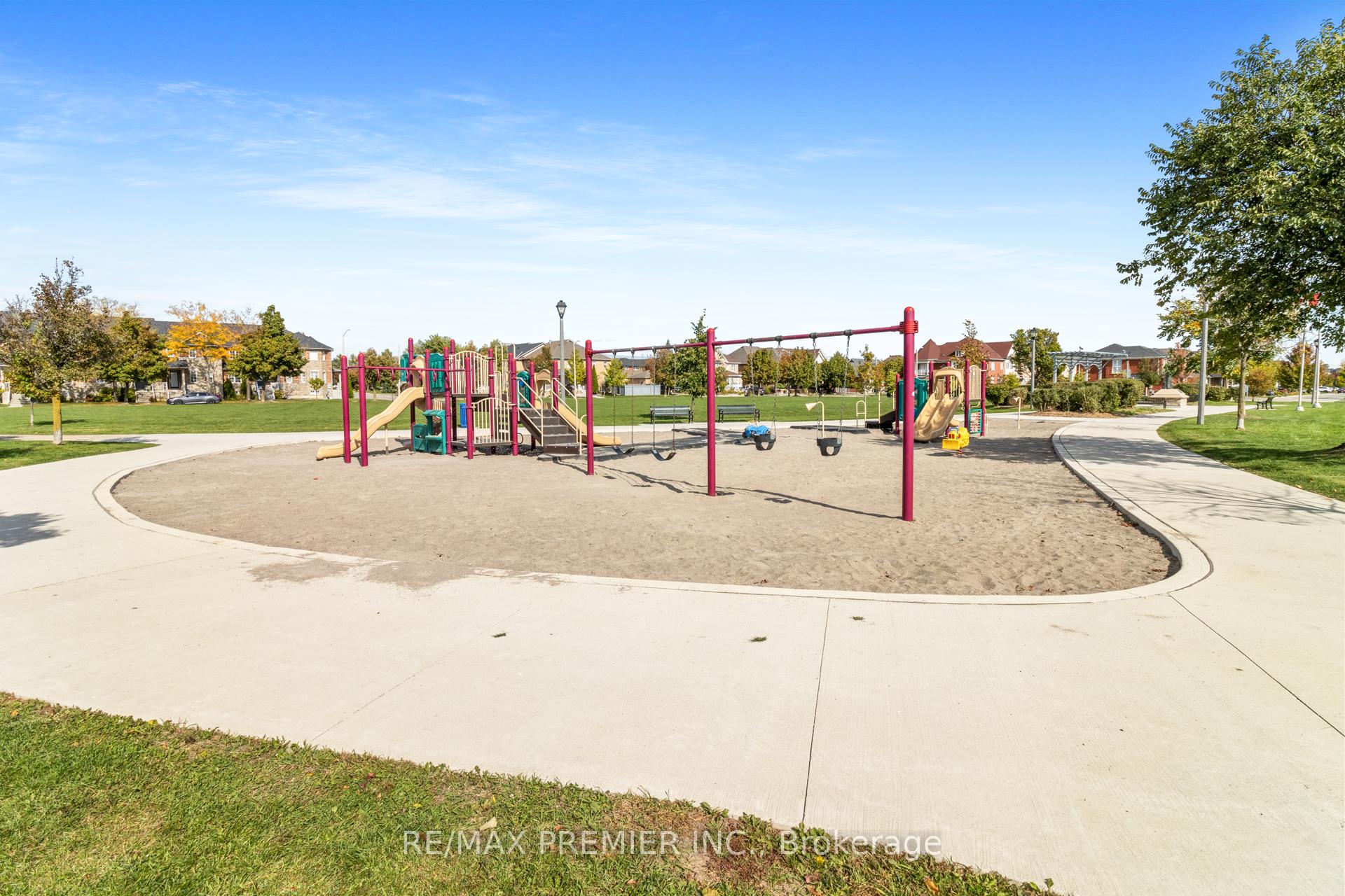 Photo 48 of 17 Angelico Avenue, Vaughan, Vellore Village — HOMEH