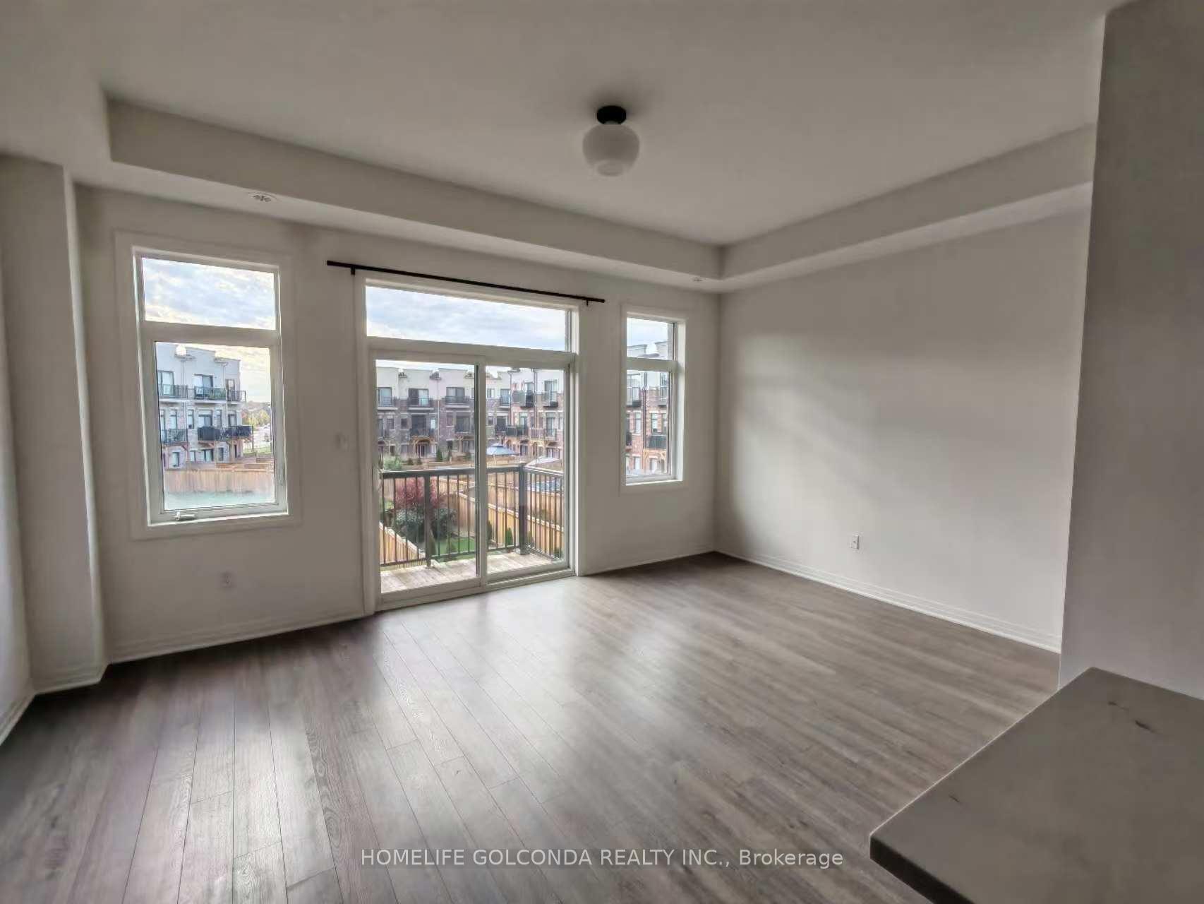 Photo 16 of 37 Arianna Crescent, Vaughan, Patterson — HOMEH