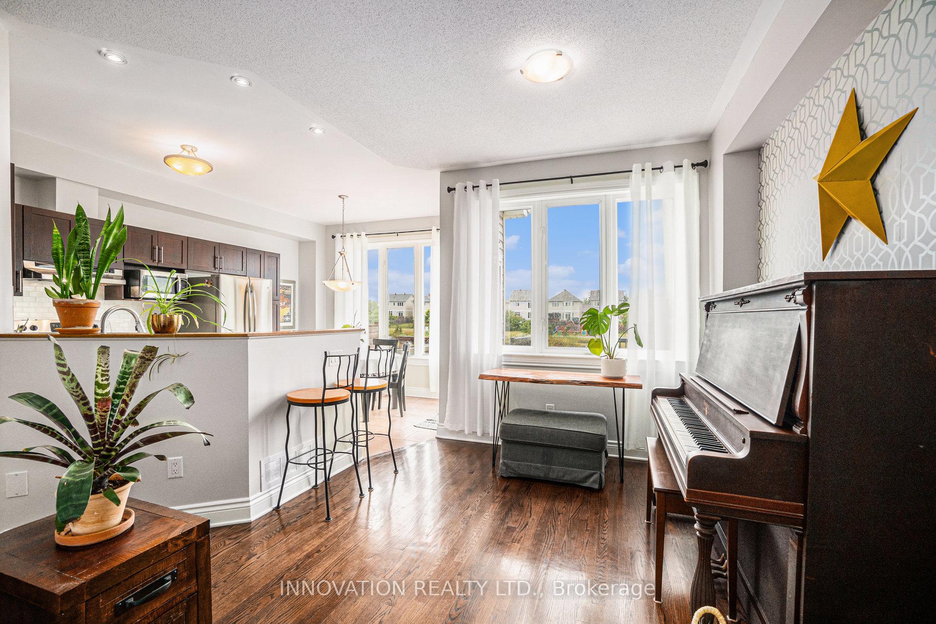 Photo 6 of 41 Mcgregor Scobie Crescent, Arnprior — HOMEH