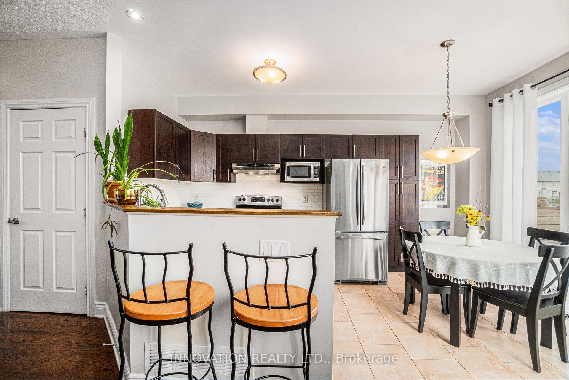 Photo 7 of 41 Mcgregor Scobie Crescent, Arnprior — HOMEH