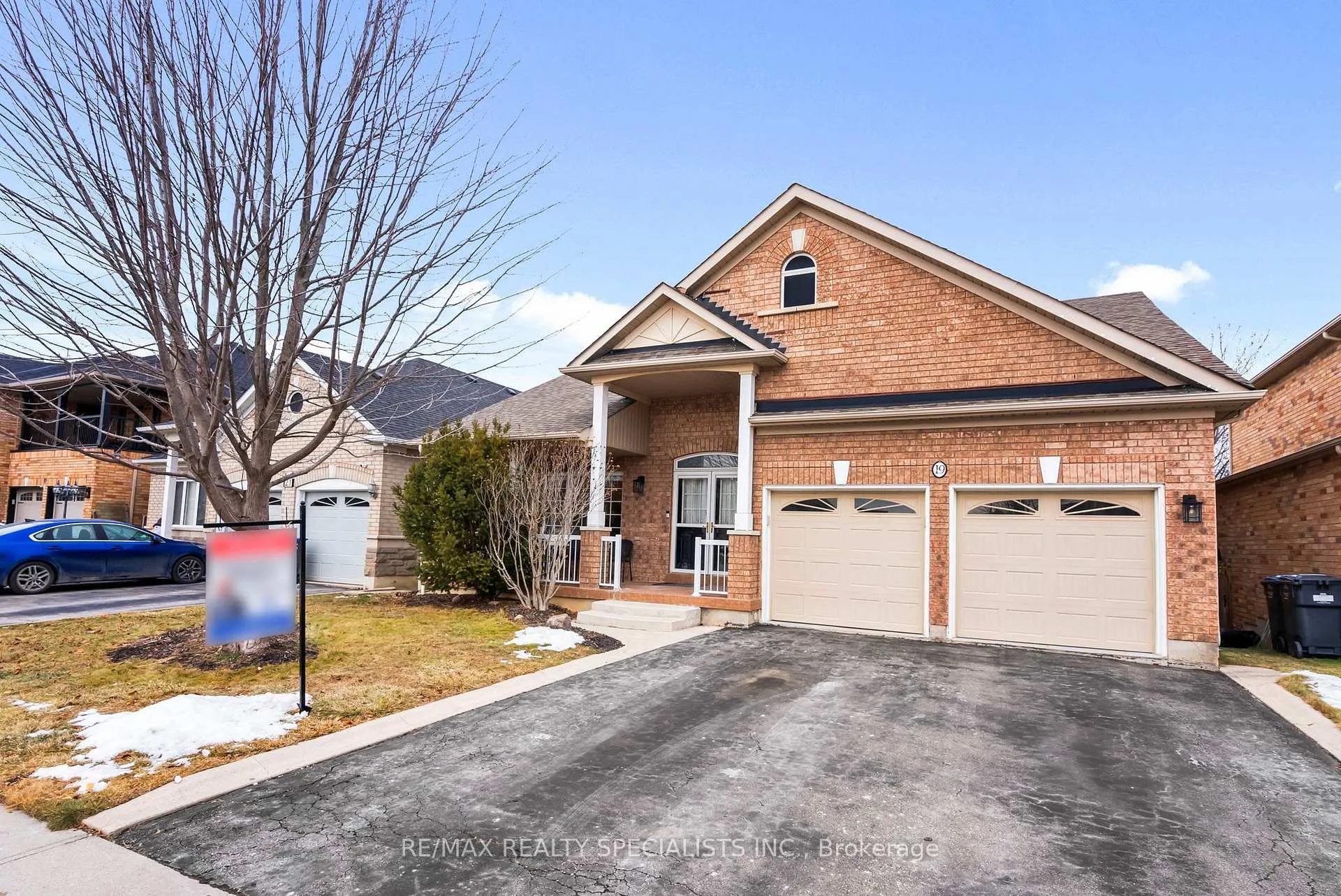 Photo 5 of 19 Dovergreen Drive, Brampton, Fletcher's Meadow — HOMEH