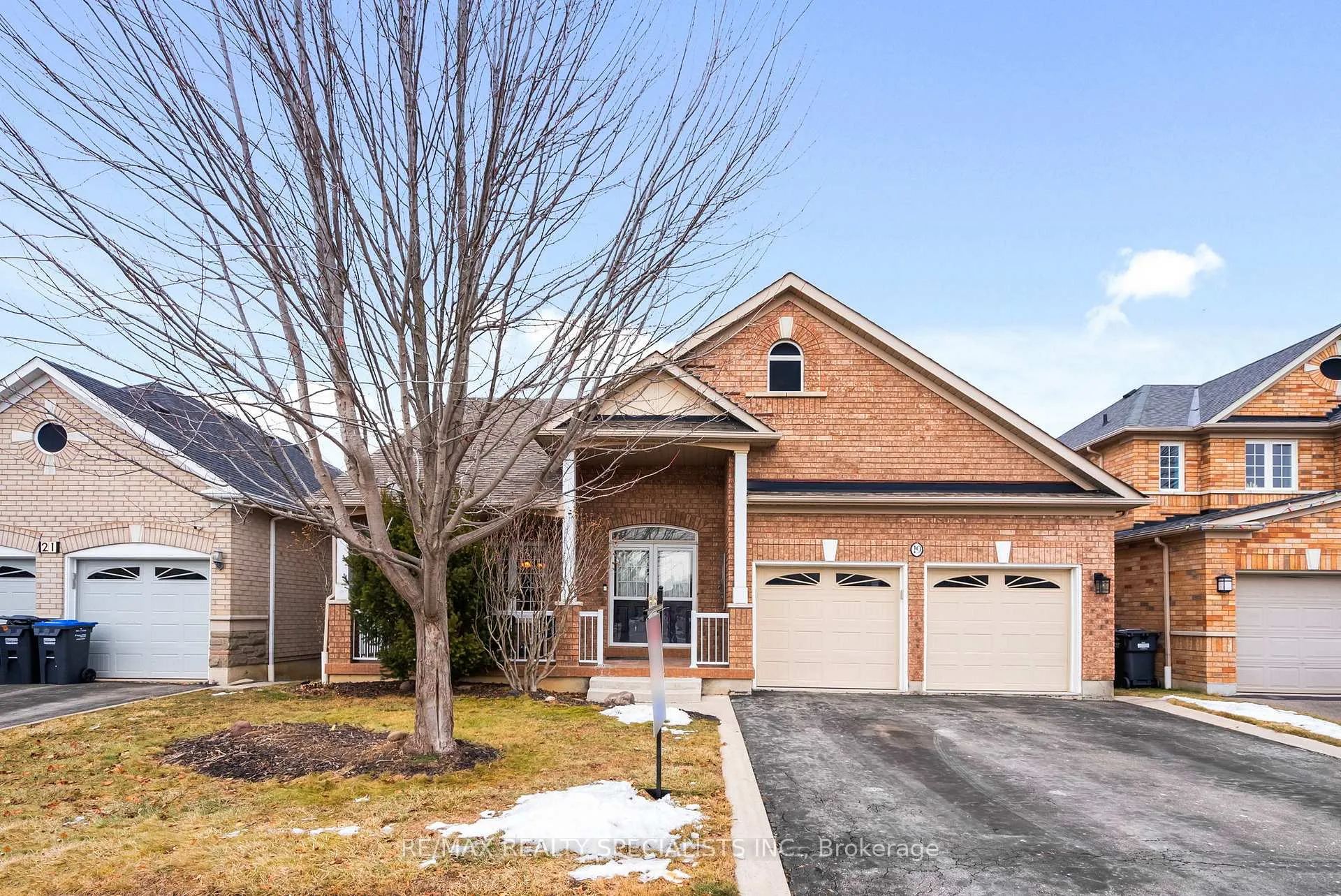 Photo 8 of 19 Dovergreen Drive, Brampton, Fletcher's Meadow — HOMEH