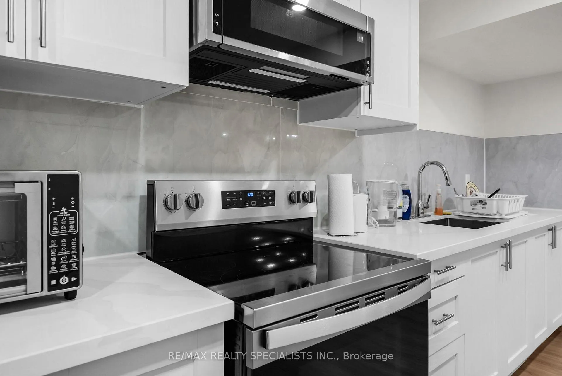 Photo 92 of 19 Dovergreen Drive, Brampton, Fletcher's Meadow — HOMEH