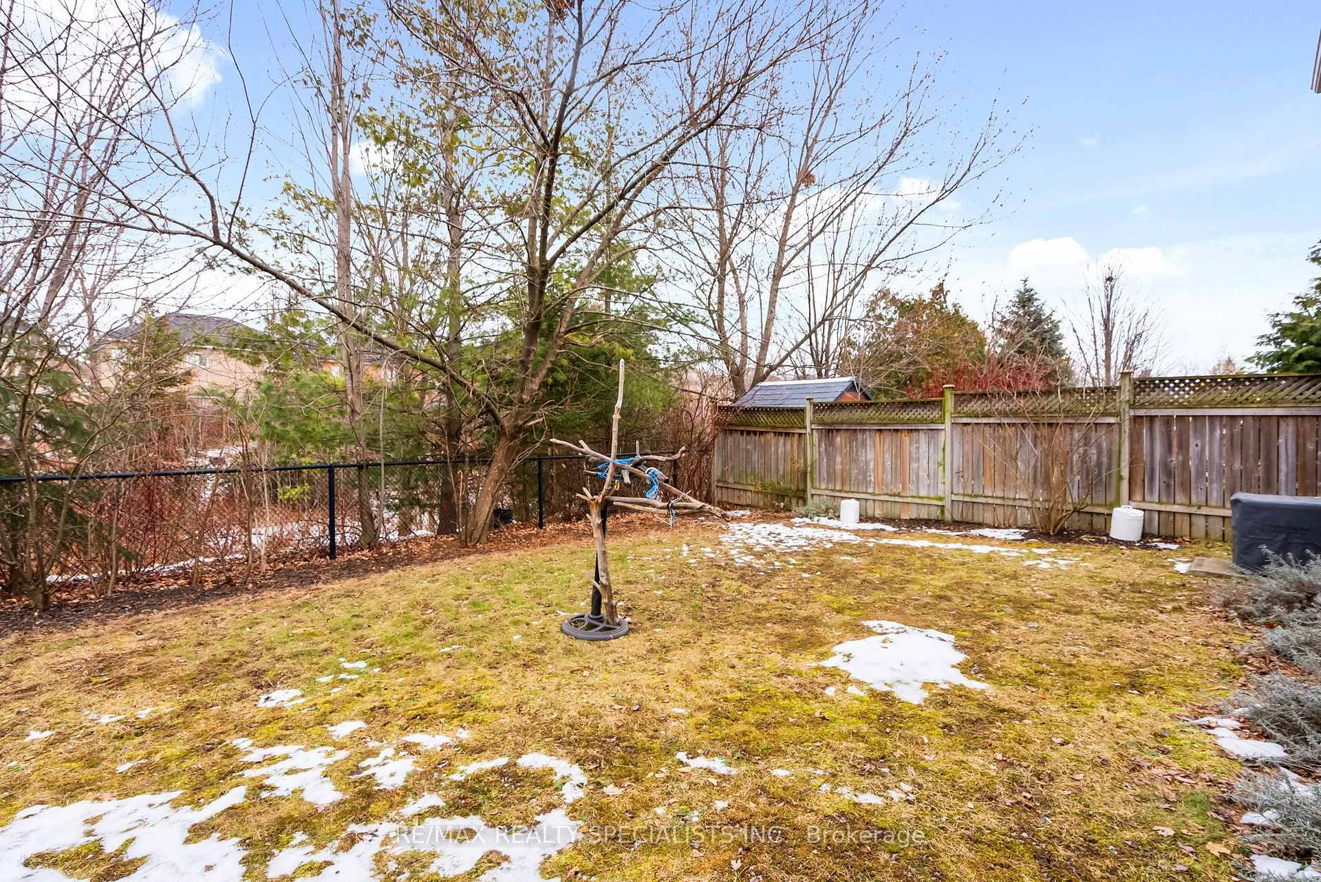 Photo 185 of 19 Dovergreen Drive, Brampton, Fletcher's Meadow — HOMEH