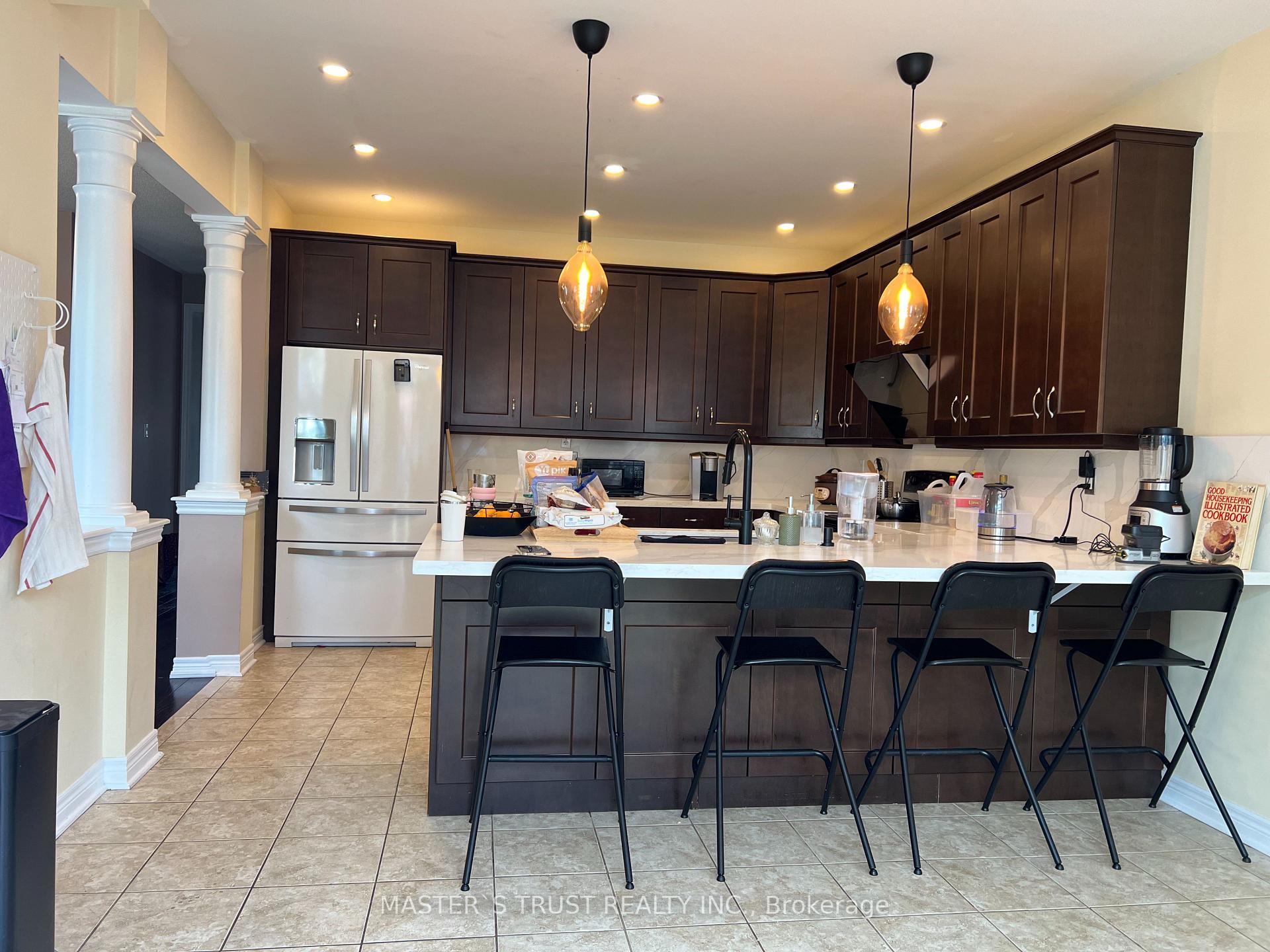 Photo 6 of 99 Rockland Crescent, Whitby, Brooklin — HOMEH