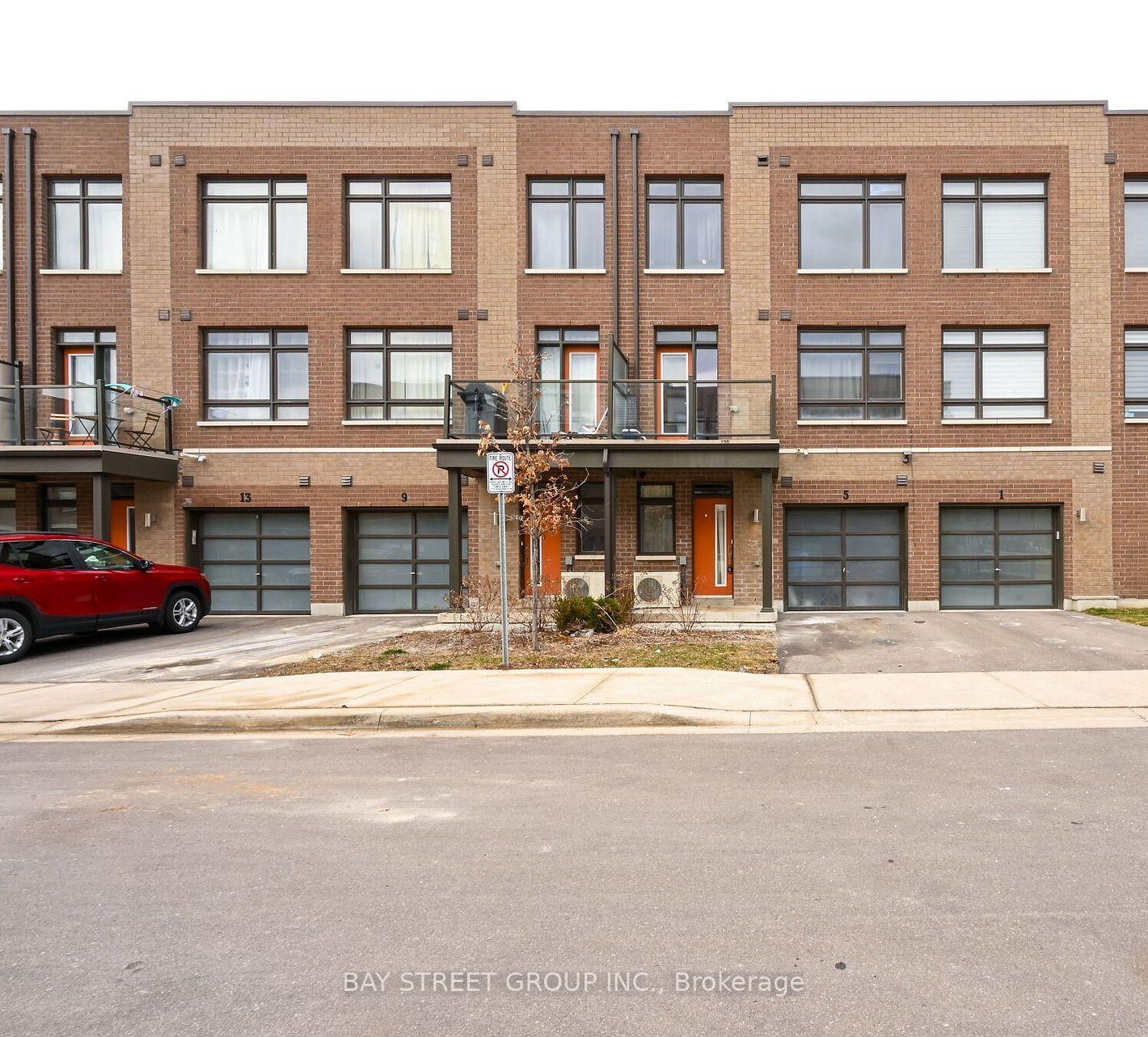 Photo 1 of 9 Seymour Street, Vaughan, Vaughan Grove — HOMEH