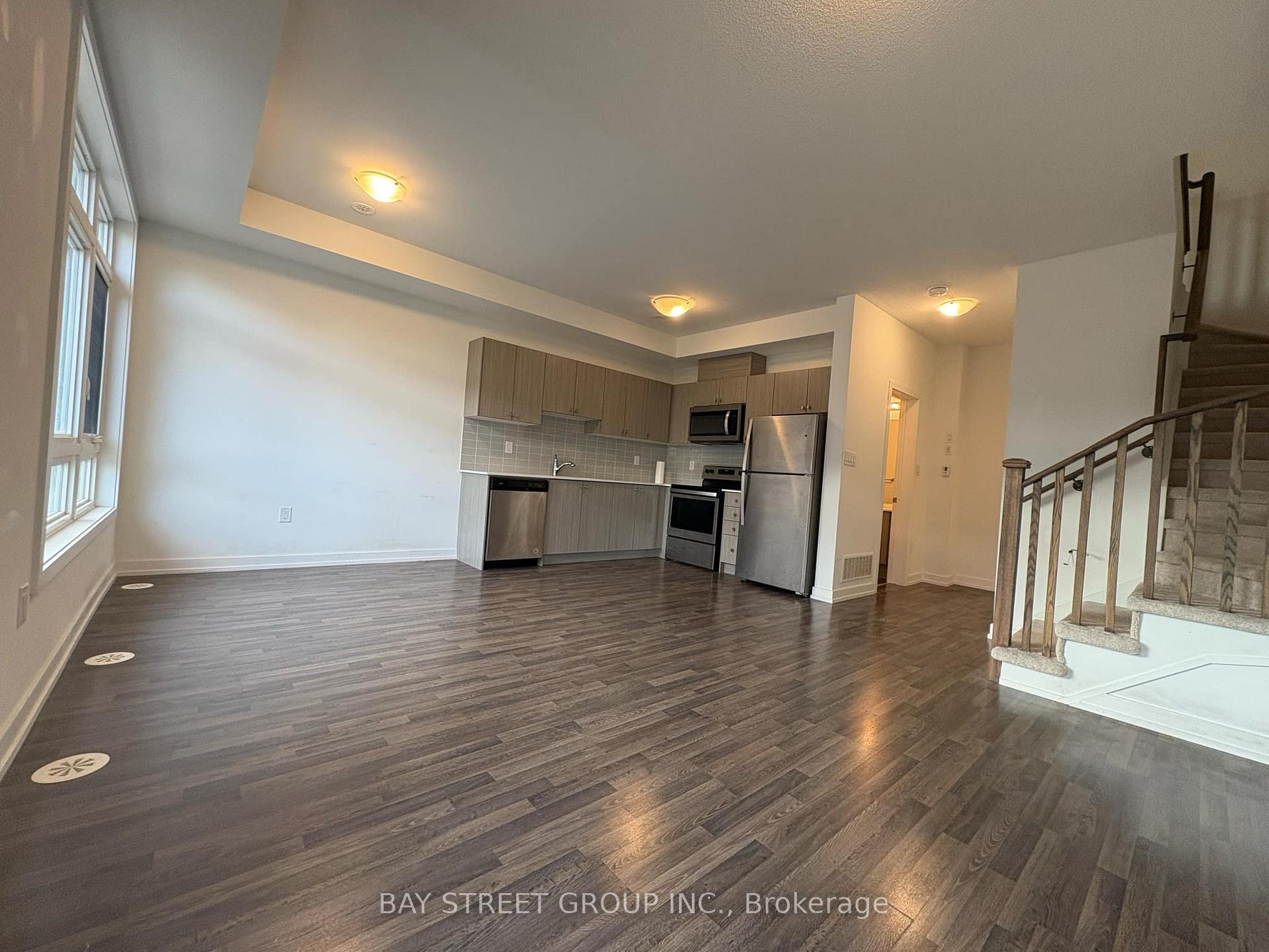 Photo 4 of 9 Seymour Street, Vaughan, Vaughan Grove — HOMEH