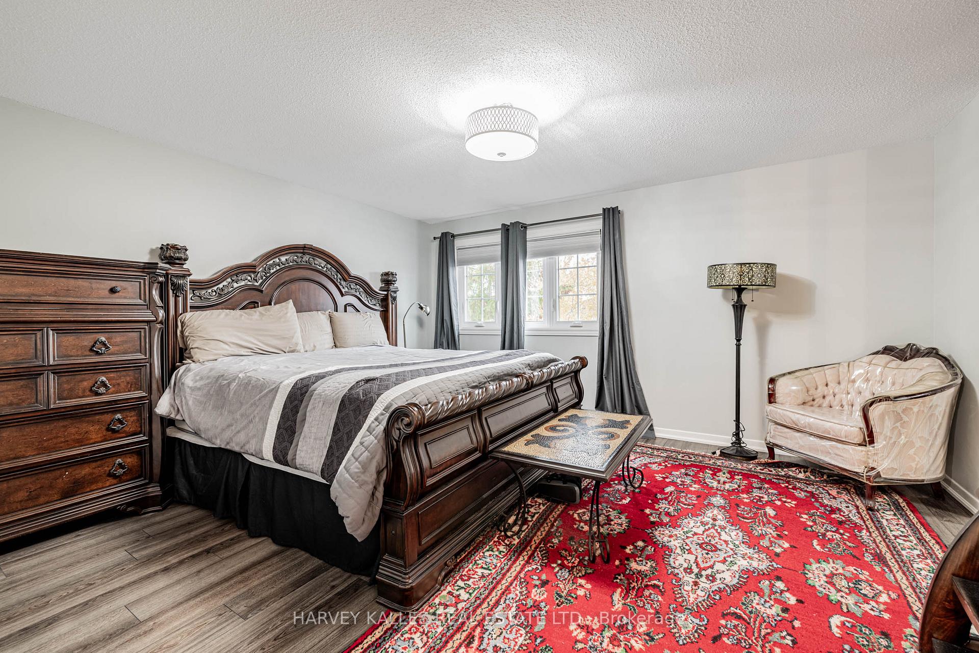 Photo 20 of 30 Brougham Drive, Vaughan, East Woodbridge — HOMEH
