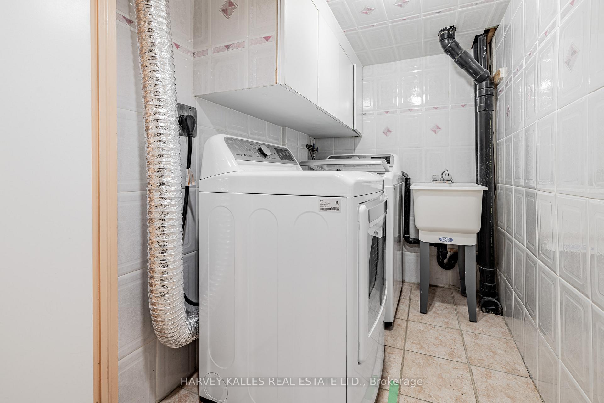 Photo 31 of 30 Brougham Drive, Vaughan, East Woodbridge — HOMEH