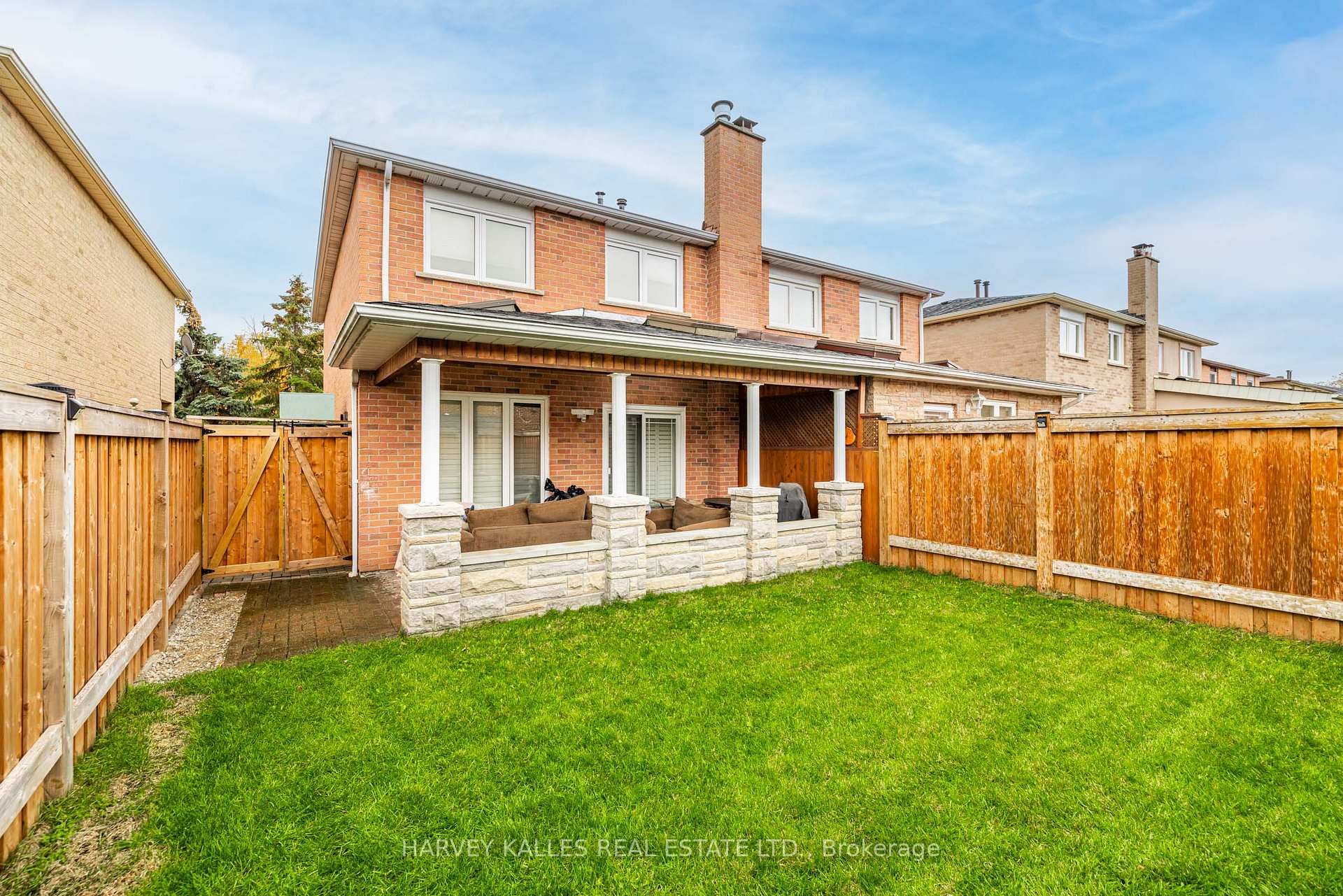 Photo 34 of 30 Brougham Drive, Vaughan, East Woodbridge — HOMEH