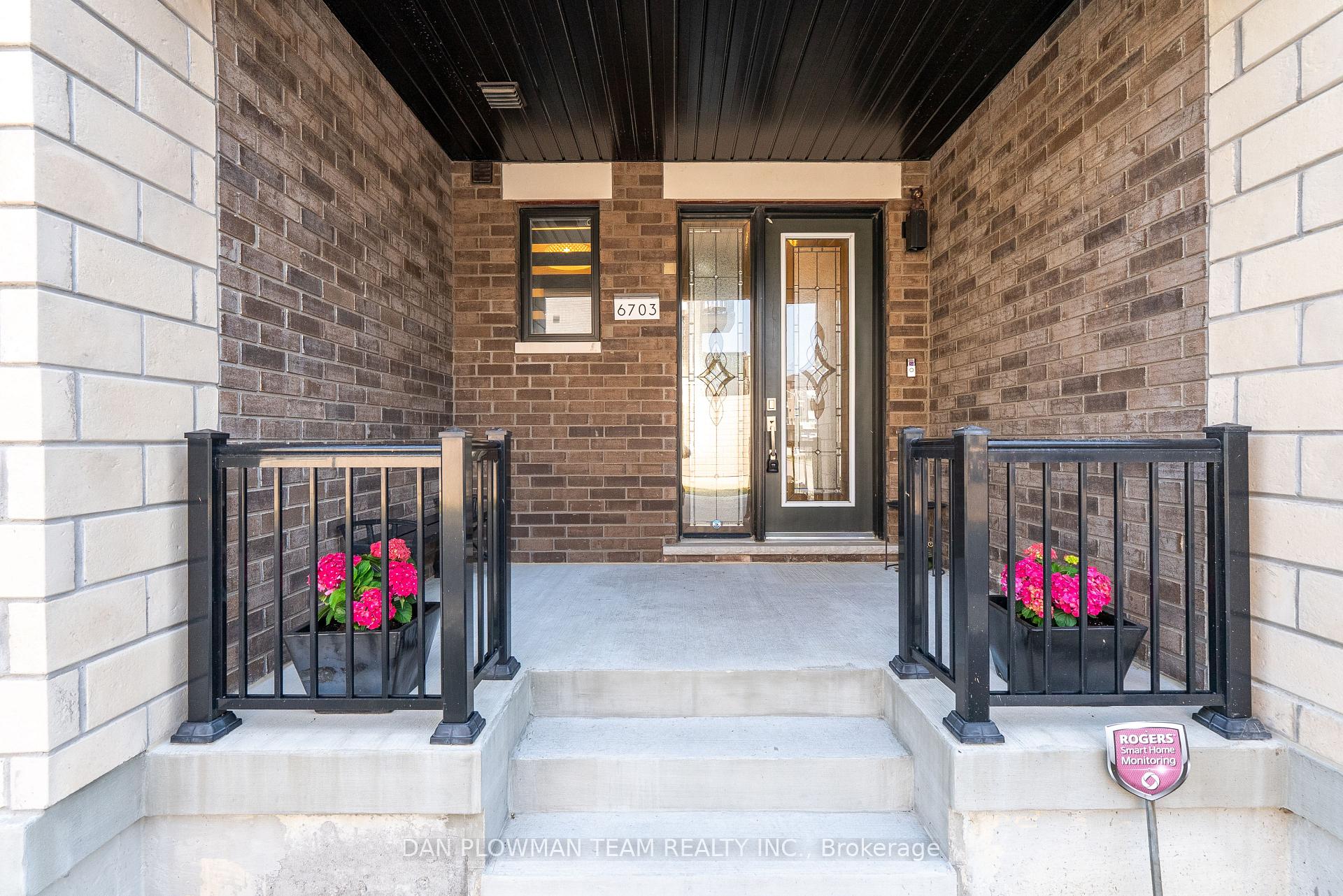 Photo 2 of 6703 Thickson Road N, Whitby, Brooklin — HOMEH