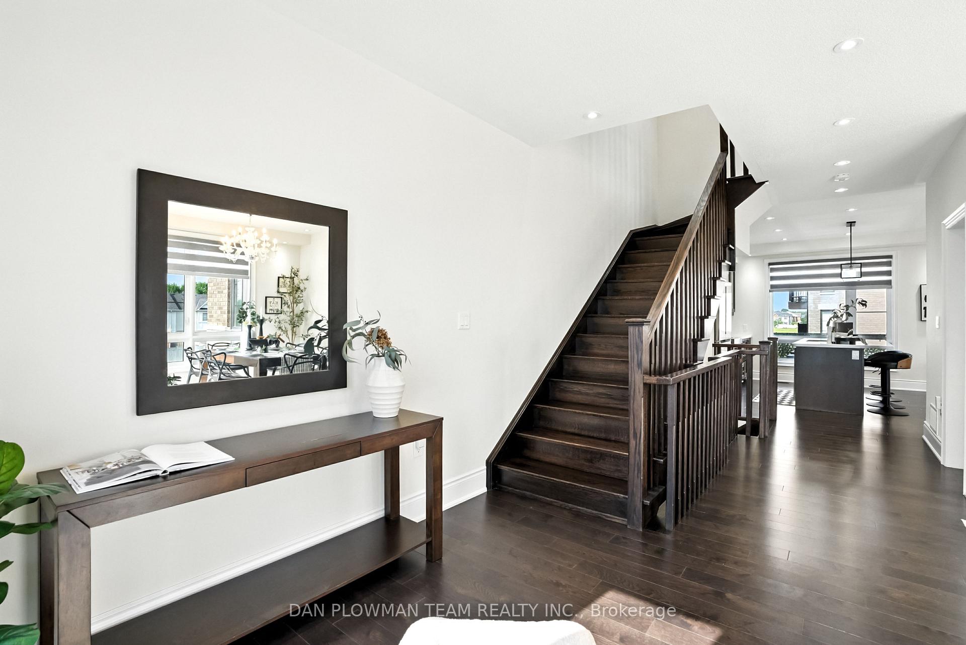 Photo 18 of 6703 Thickson Road N, Whitby, Brooklin — HOMEH