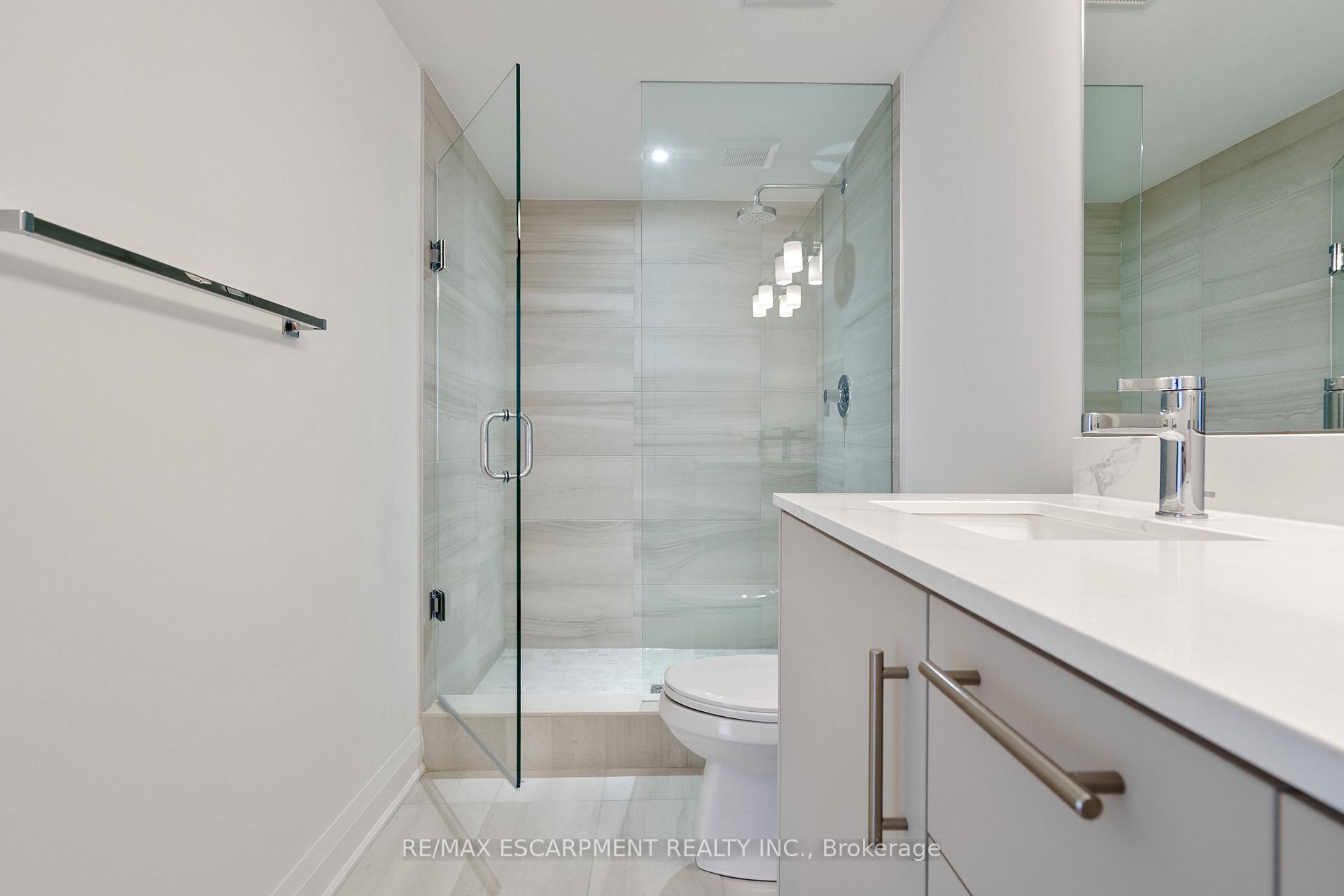 Photo 11 of 30 Burleigh Mews, Vaughan, Uplands — HOMEH