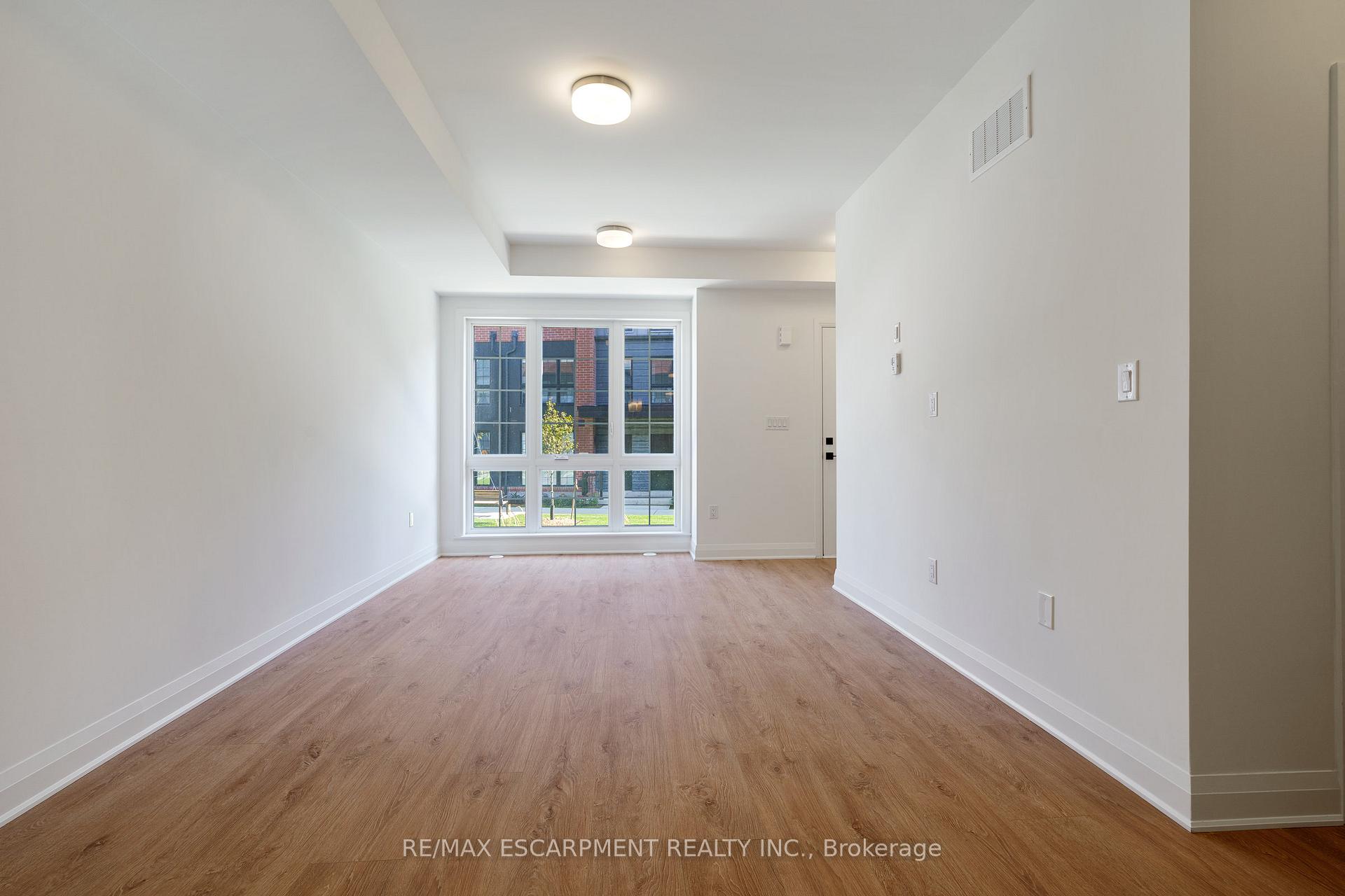 Photo 17 of 30 Burleigh Mews, Vaughan, Uplands — HOMEH