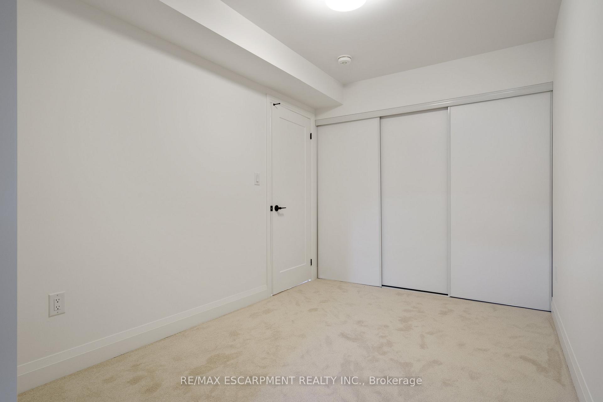 Photo 28 of 30 Burleigh Mews, Vaughan, Uplands — HOMEH
