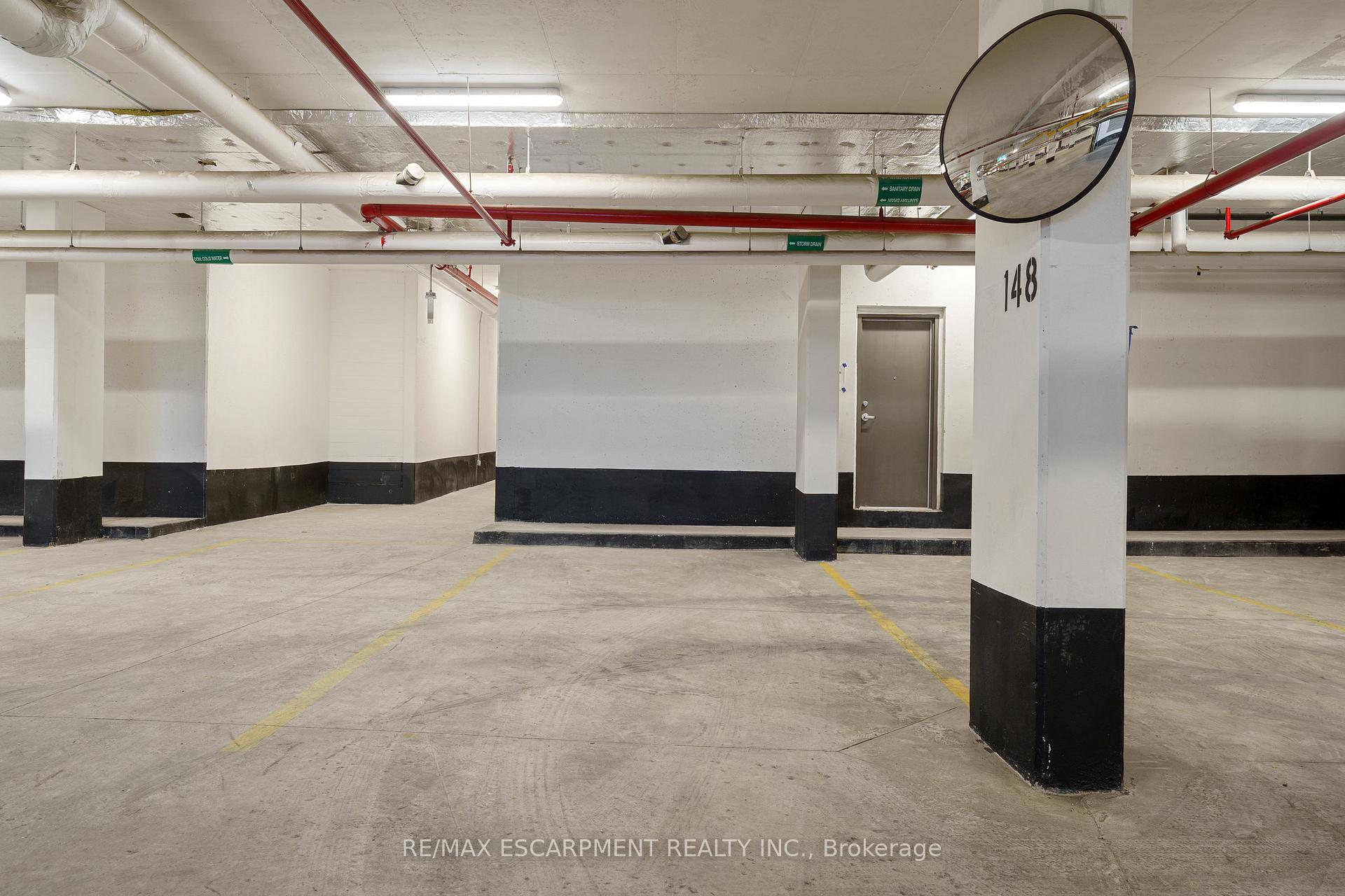 Photo 36 of 30 Burleigh Mews, Vaughan, Uplands — HOMEH