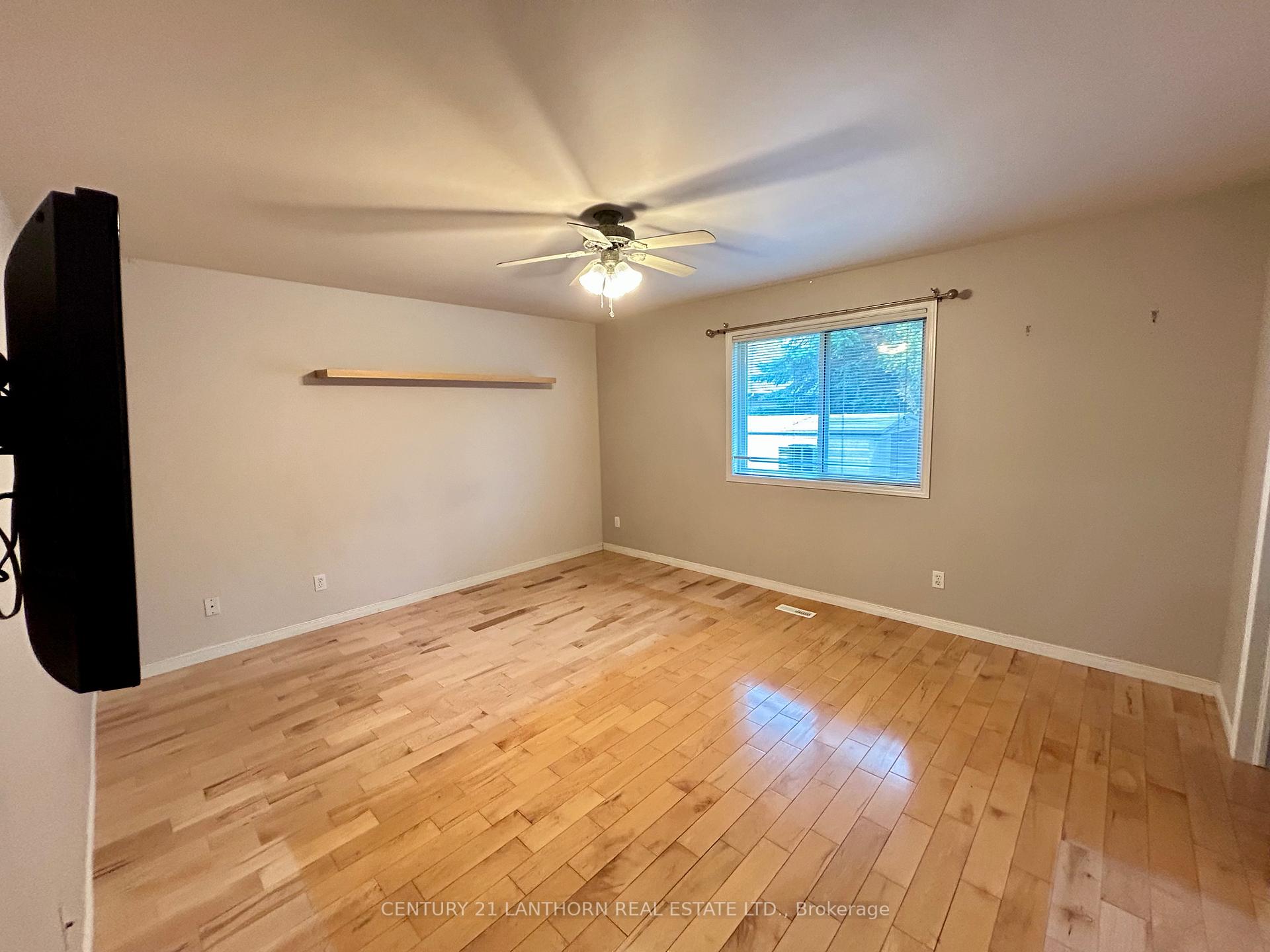 Photo 16 of 11 Sumac Terrace, Belleville, Belleville Ward — HOMEH