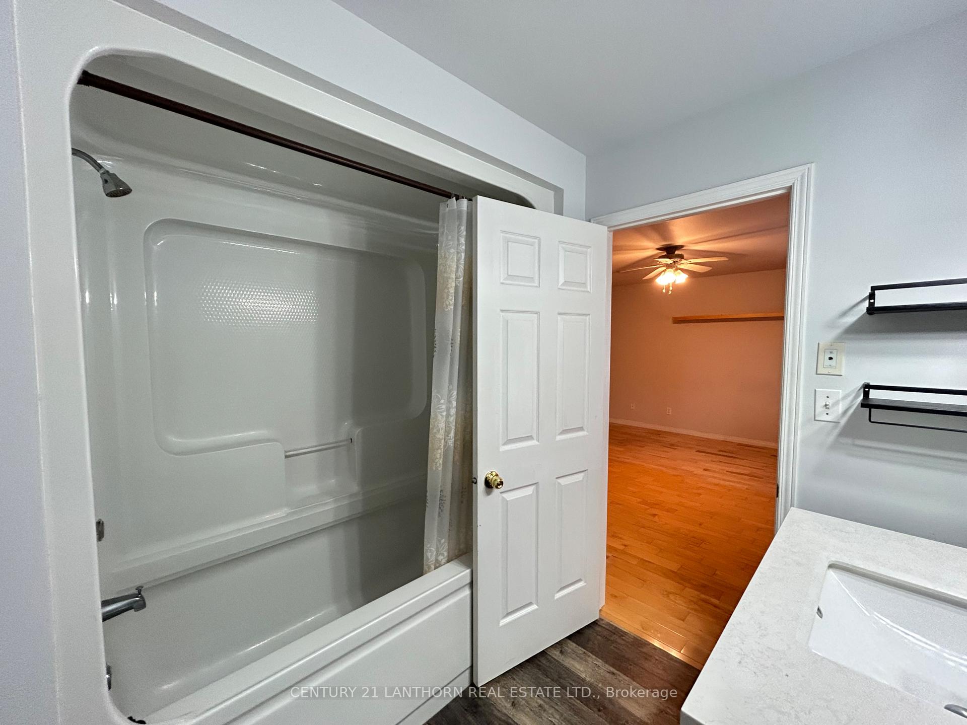 Photo 15 of 11 Sumac Terrace, Belleville, Belleville Ward — HOMEH