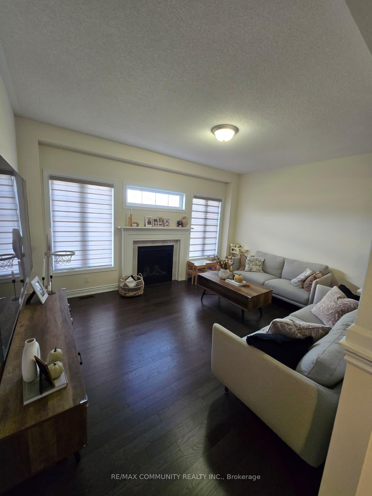 Photo 6 of 16 Denny Street, Ajax, South East — HOMEH