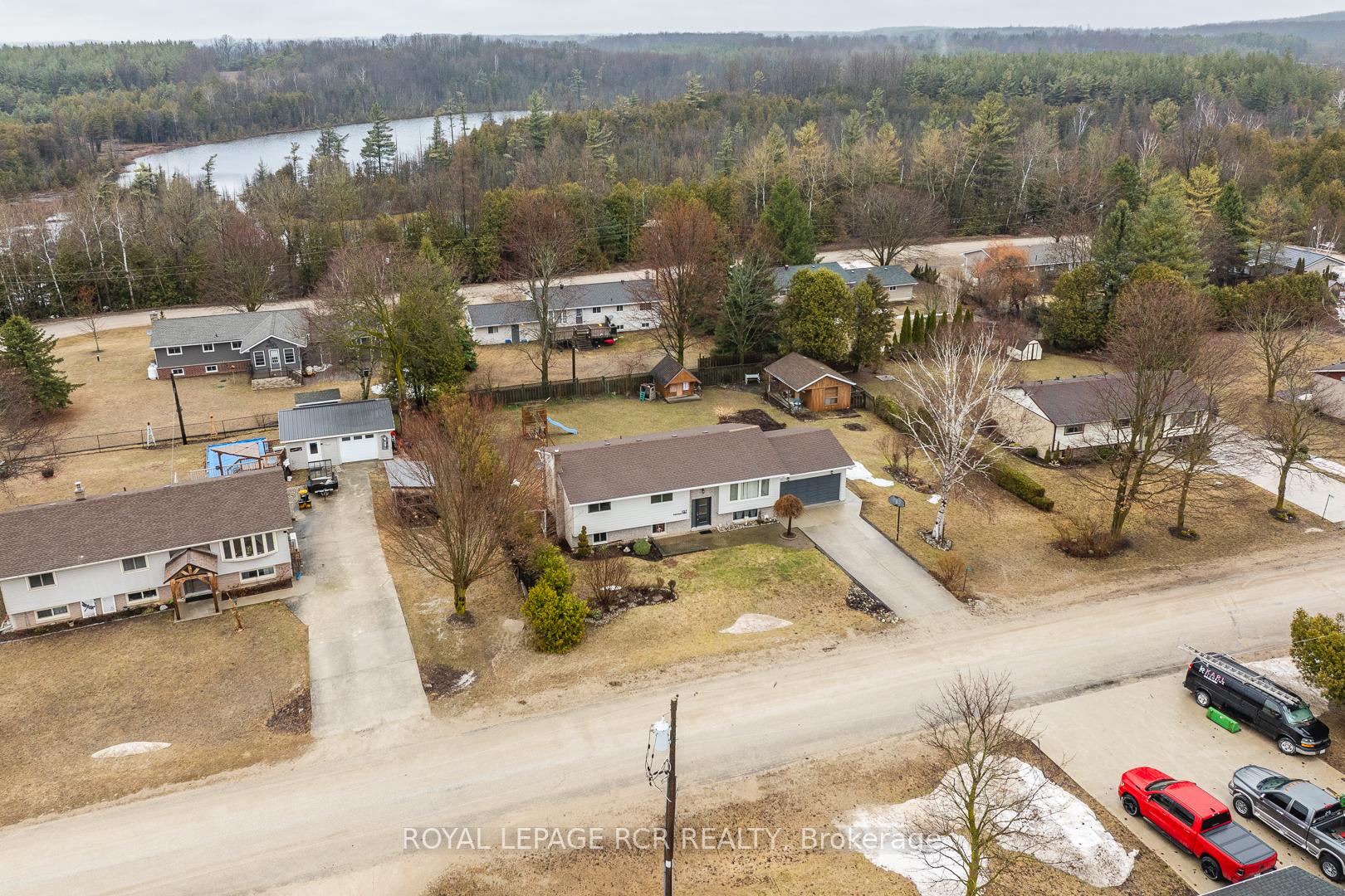 Photo 37 of 157 Westfall Crescent, West Grey — HOMEH