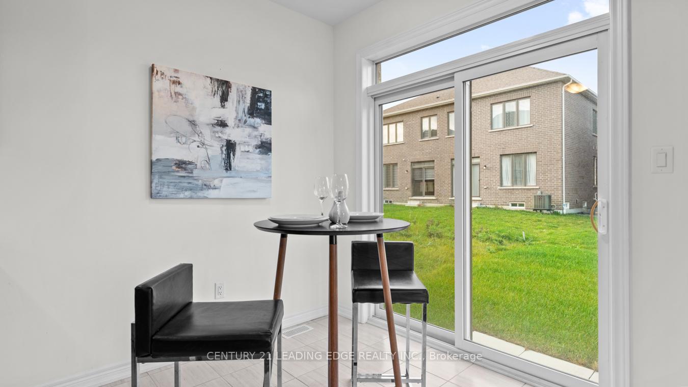 Photo 17 of 2 Conarty Crescent, Whitby, Rural Whitby — HOMEH