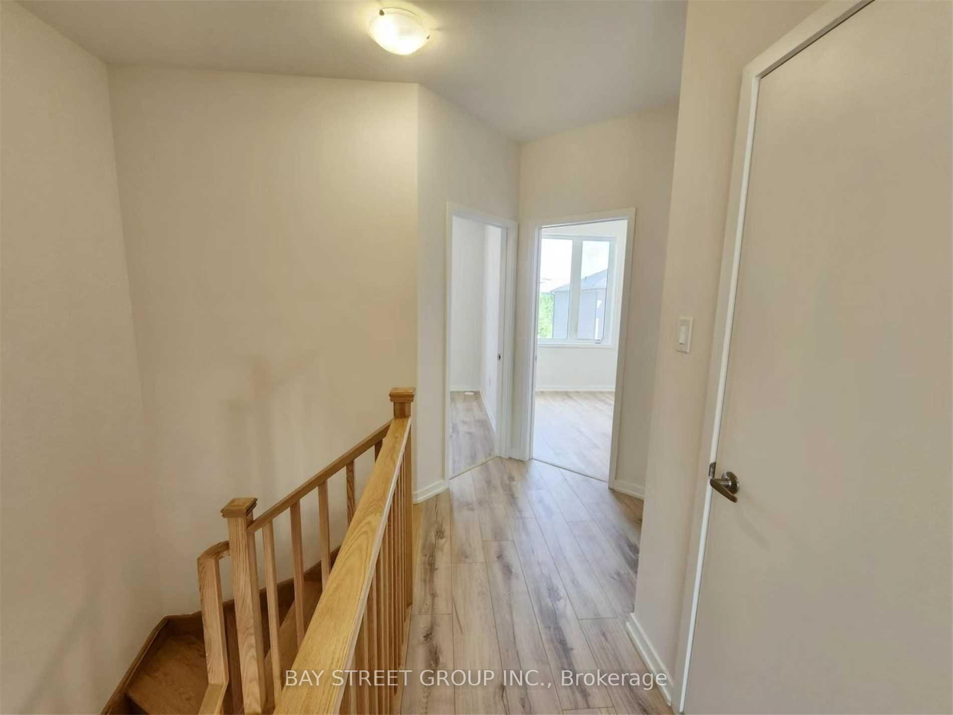 Photo 8 of 10 Origin Way, Vaughan, Patterson — HOMEH