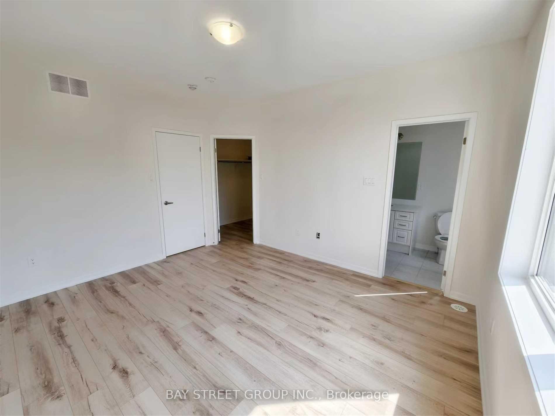 Photo 9 of 10 Origin Way, Vaughan, Patterson — HOMEH