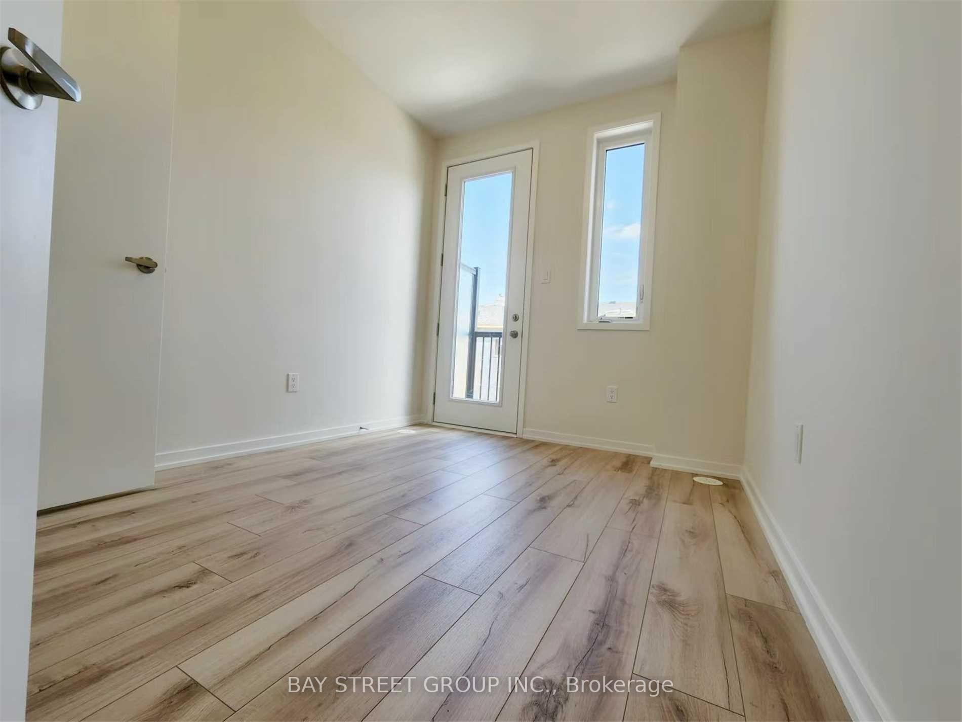 Photo 12 of 10 Origin Way, Vaughan, Patterson — HOMEH