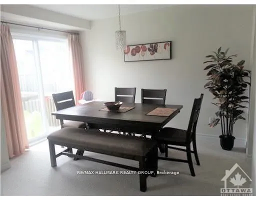 Photo 5 of 123 Garrity Crescent, Ottawa, Barrhaven - Strandherd — HOMEH