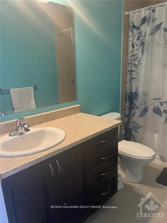 Photo 10 of 123 Garrity Crescent, Ottawa, Barrhaven - Strandherd — HOMEH